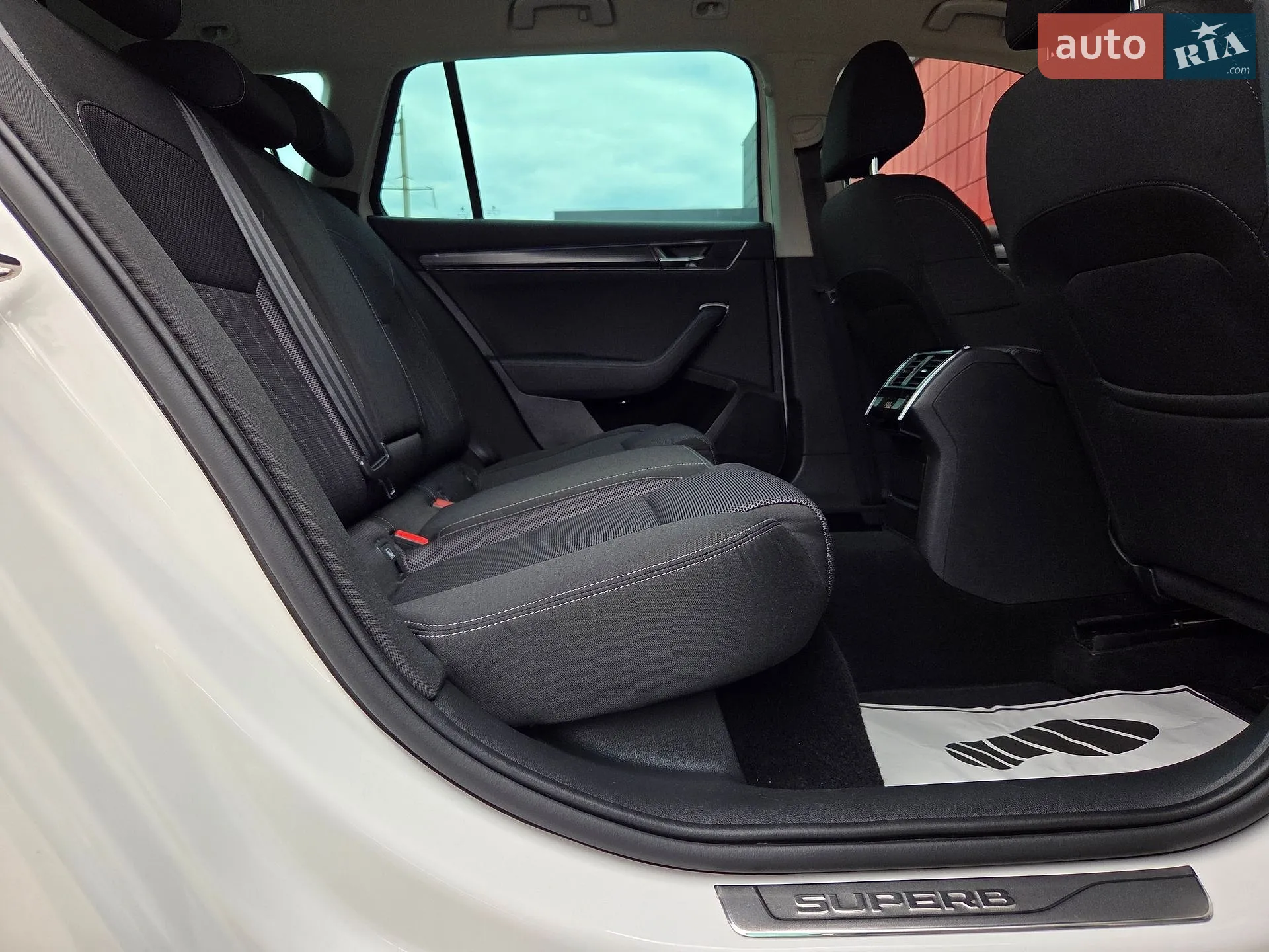2020 Skoda Superb - мініатюра 84