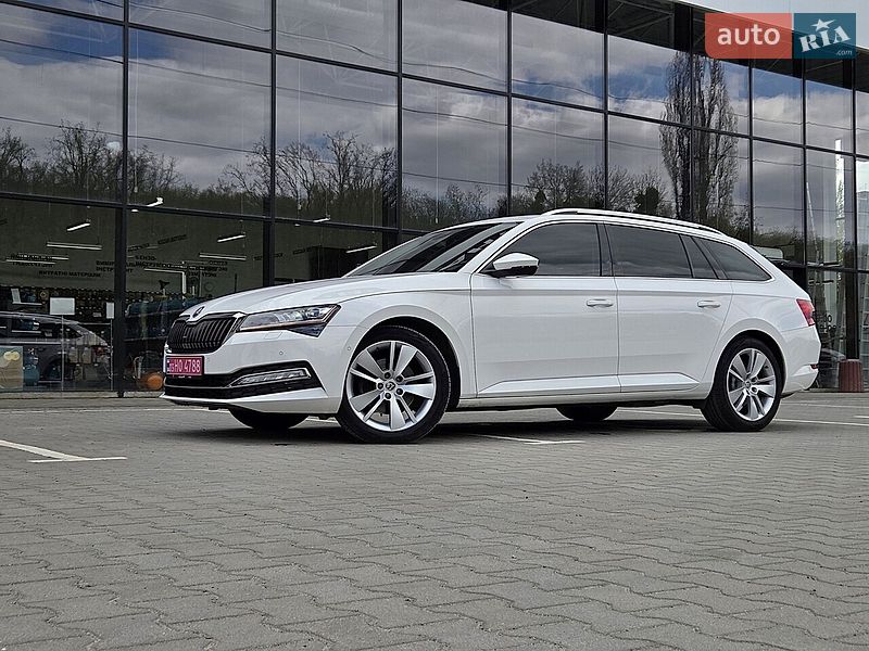 Универсал Skoda Superb 2020 в Киеве