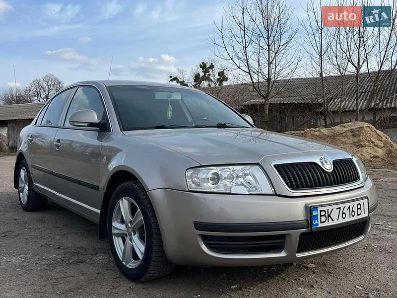Skoda Superb 2006