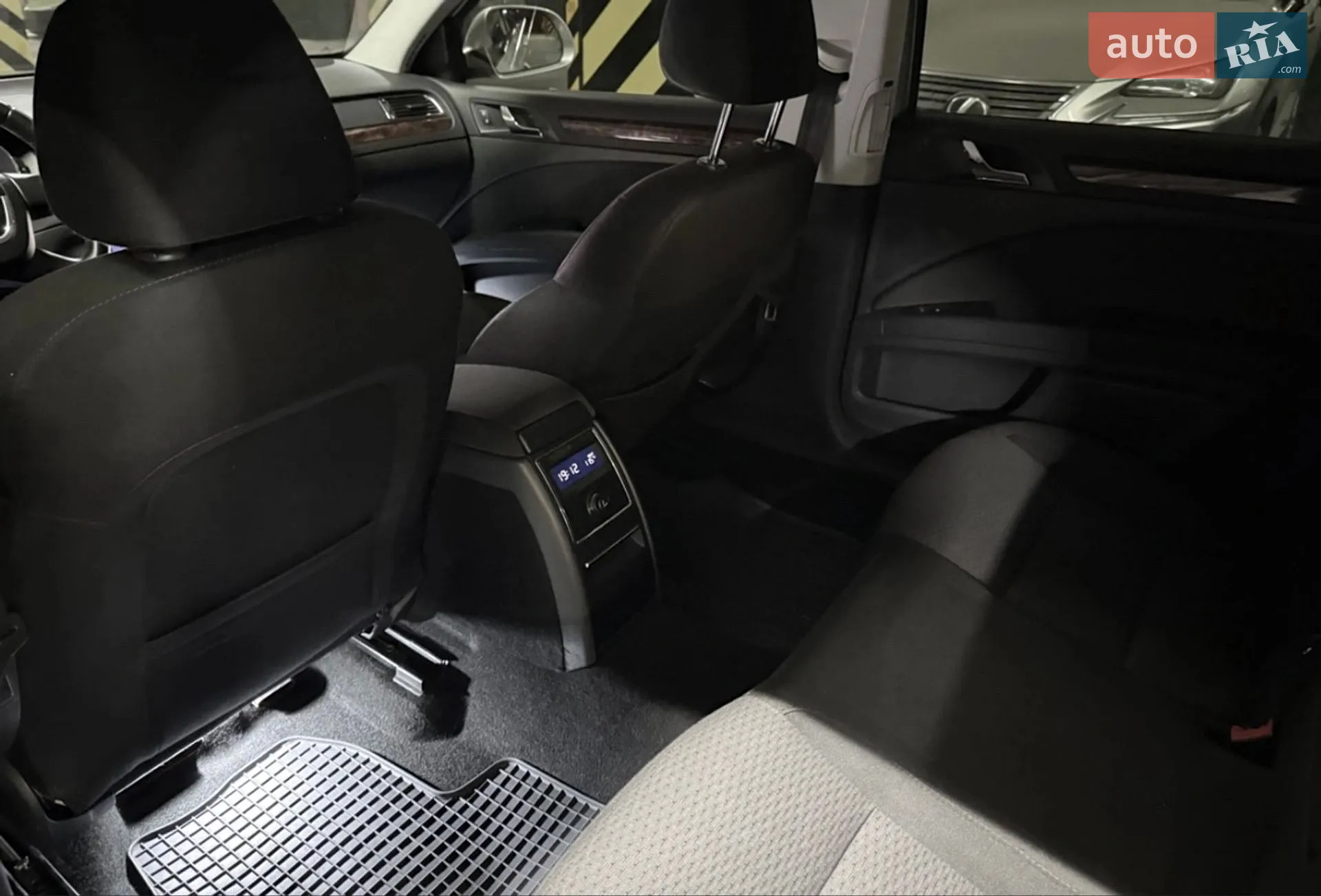 2013 Skoda Superb - мініатюра 29