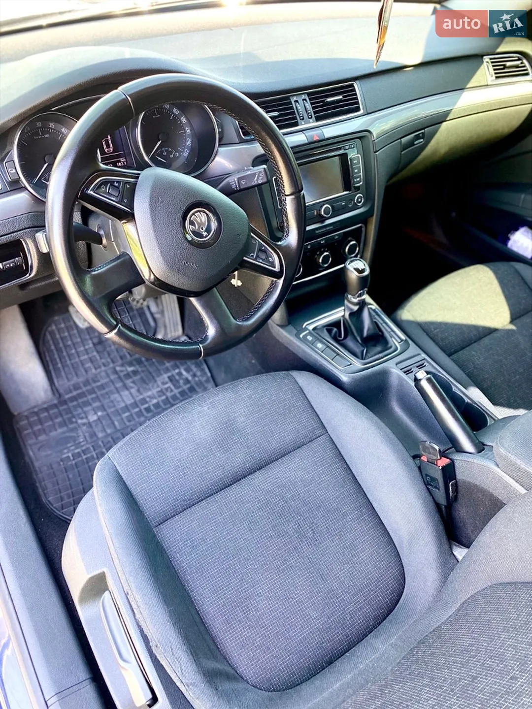 2014 Skoda Superb - мініатюра 11