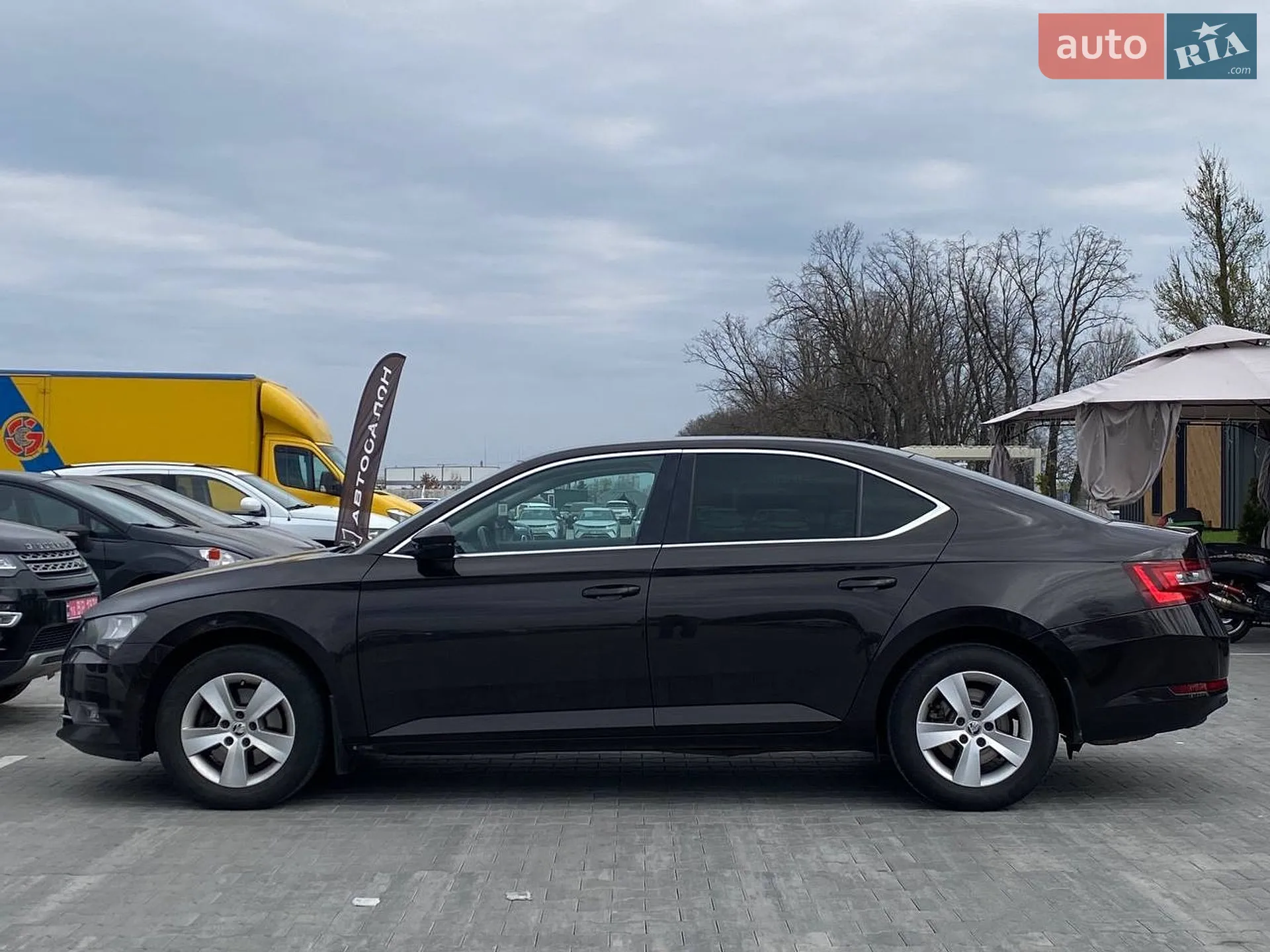 2019 Skoda Superb - мініатюра 10
