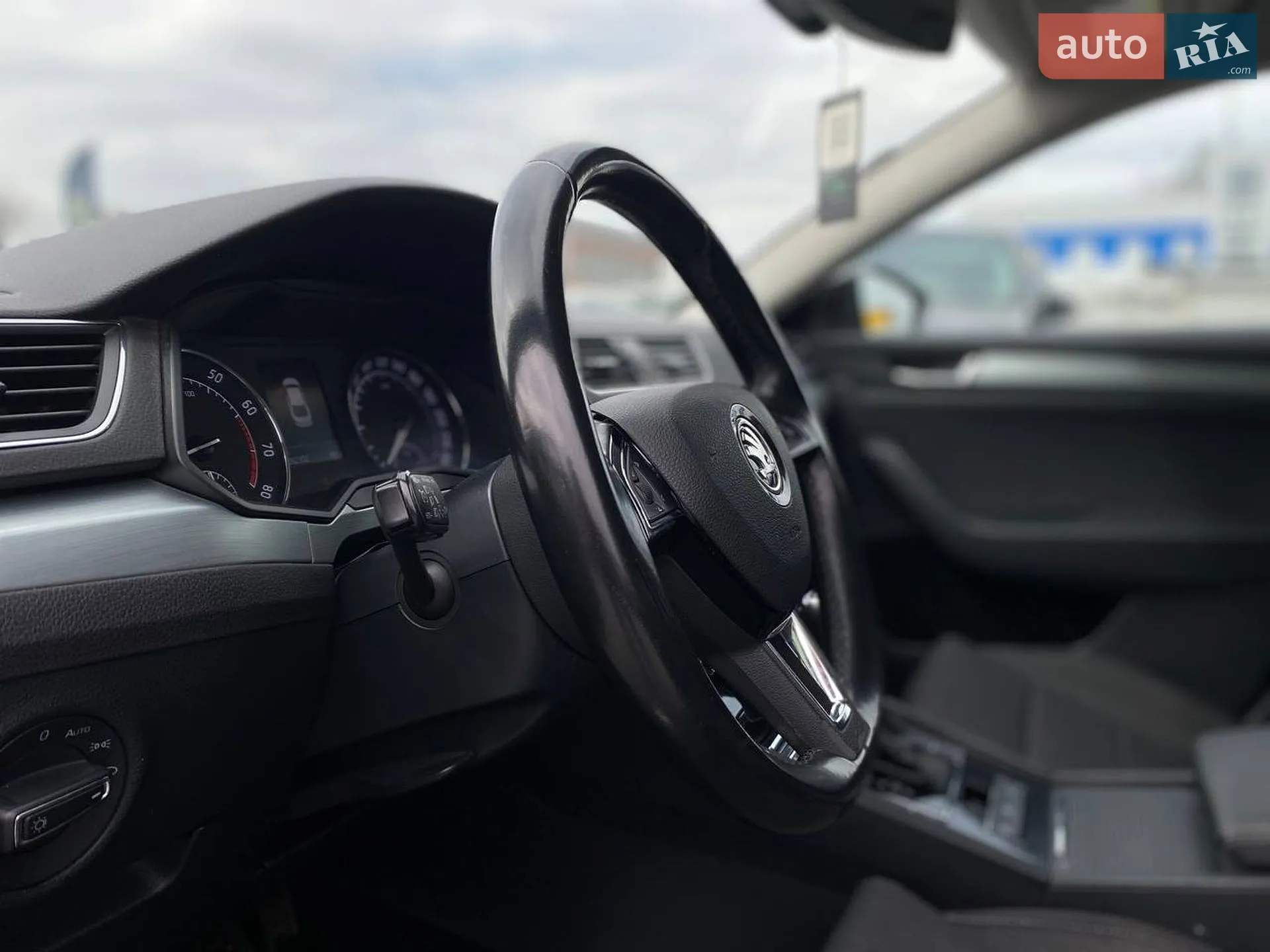 2019 Skoda Superb - мініатюра 21