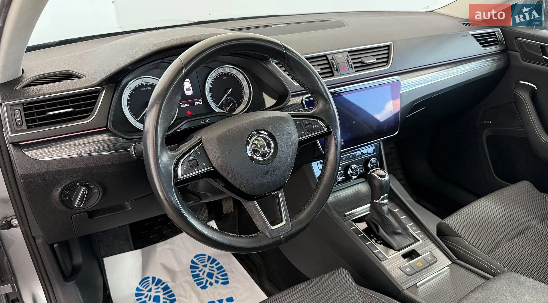 2020 Skoda Superb - мініатюра 7