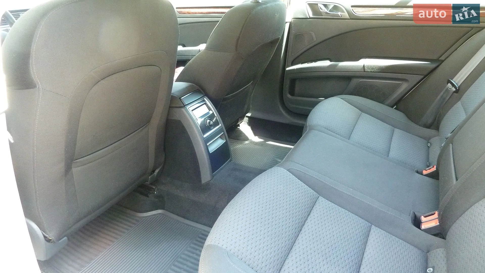 2013 Skoda Superb - мініатюра 18