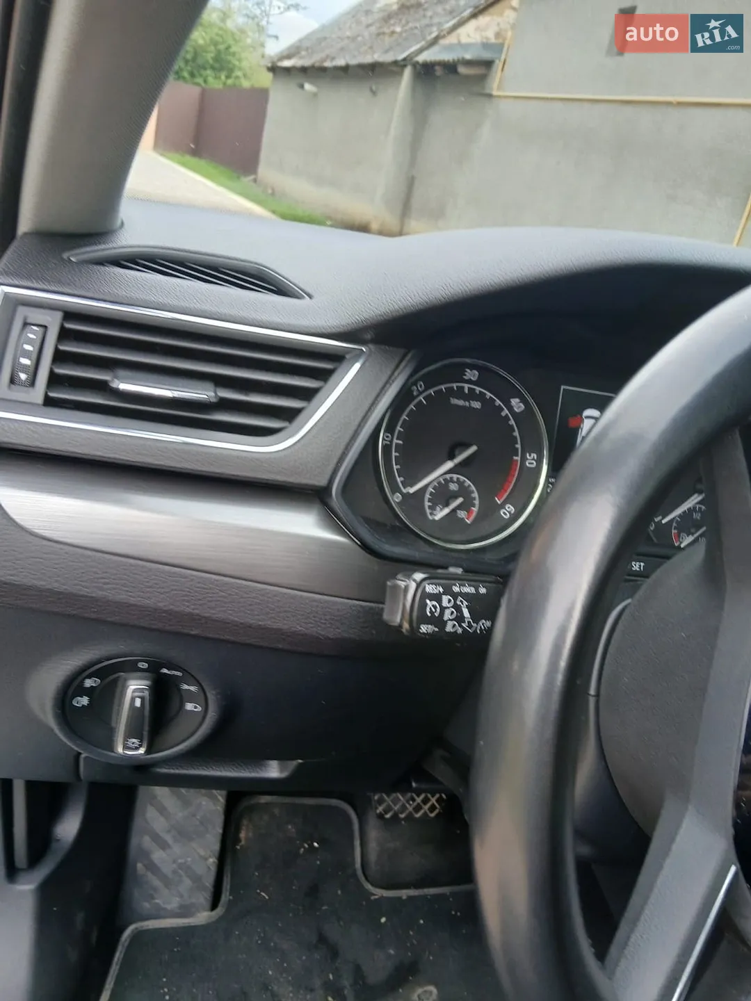 2016 Skoda Superb - мініатюра 11