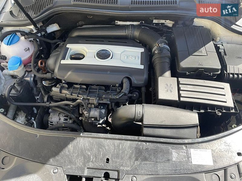 Лифтбек Skoda Superb 2013 в Днепре