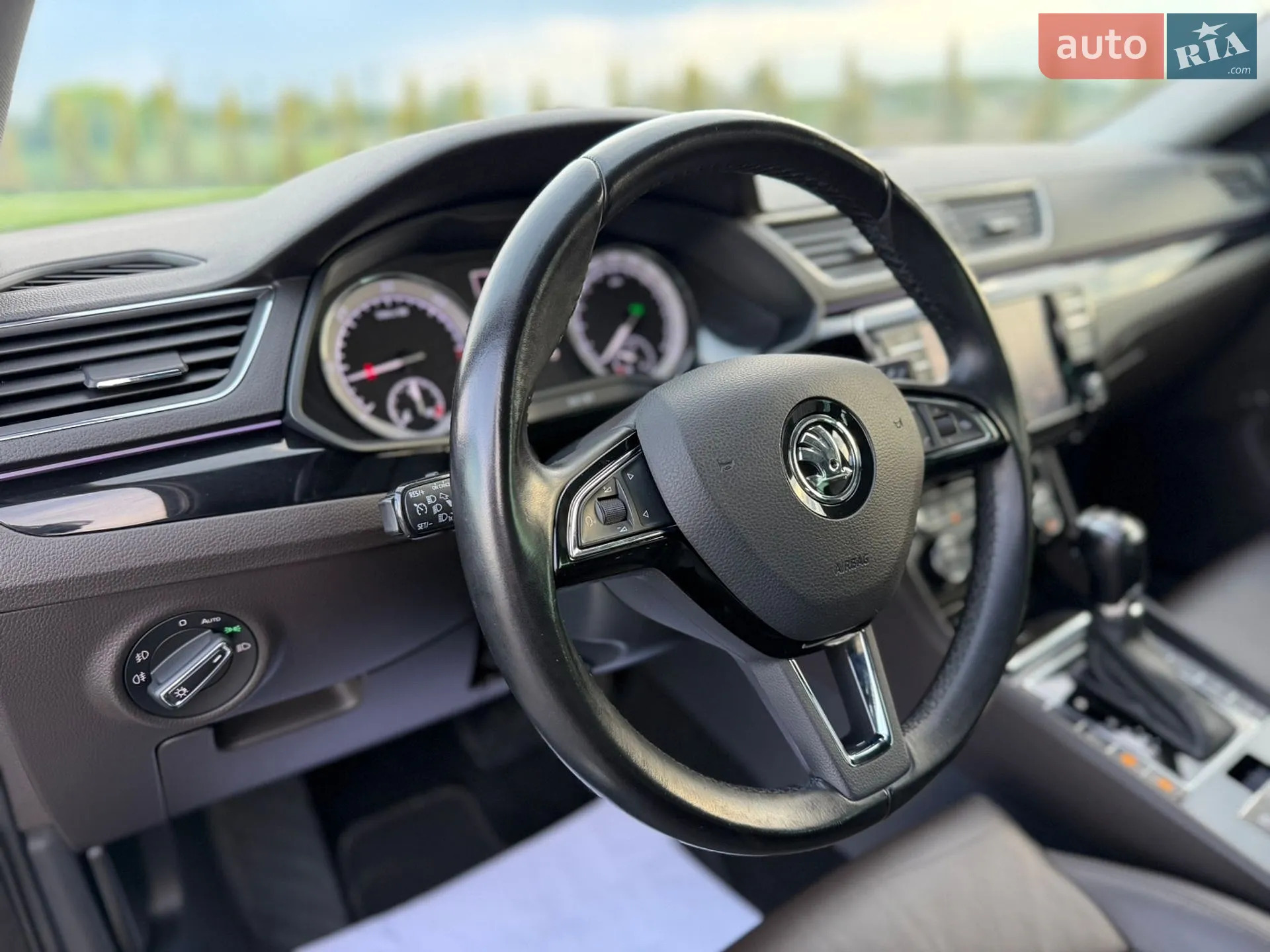 2017 Skoda Superb - мініатюра 87