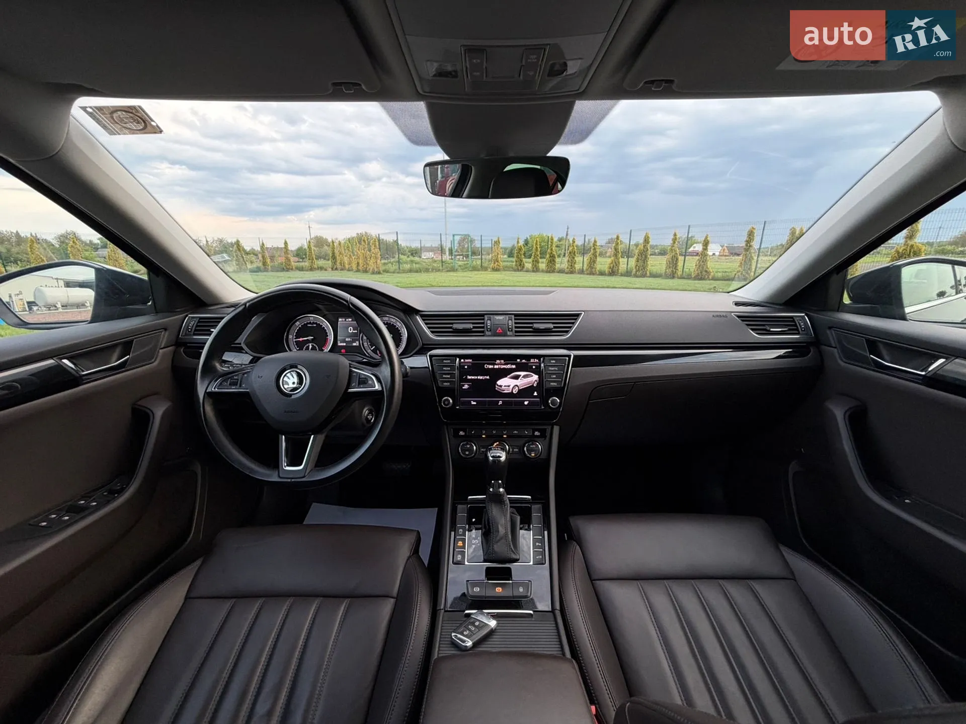2017 Skoda Superb - мініатюра 101