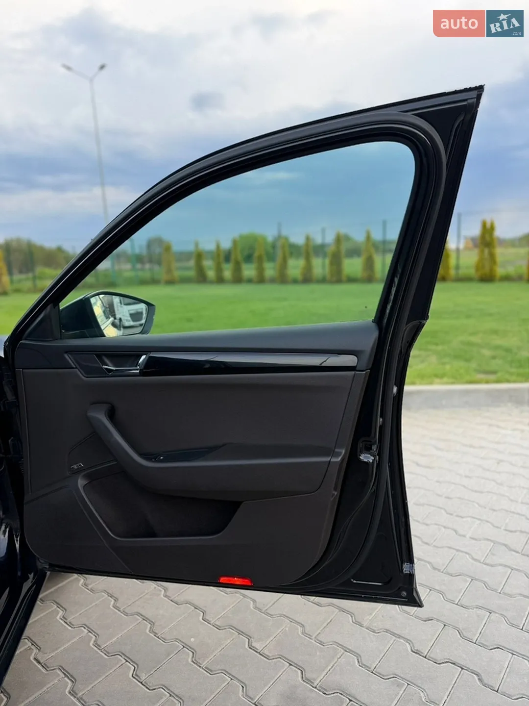 2017 Skoda Superb - мініатюра 117