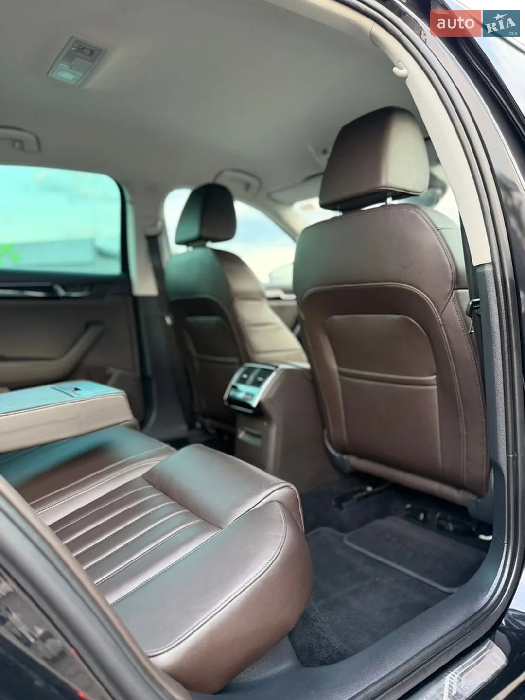 2017 Skoda Superb - мініатюра 128