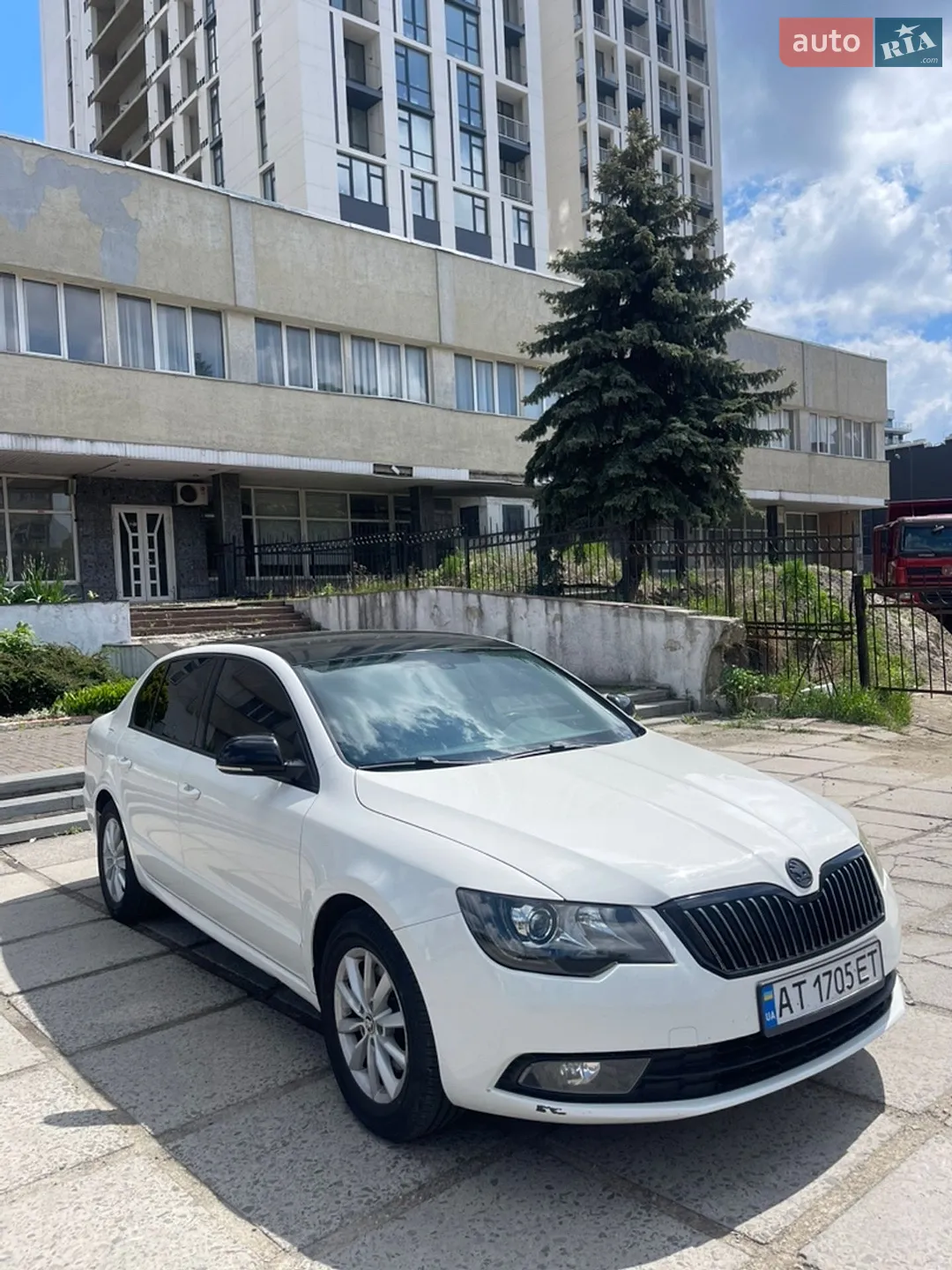 2014 Skoda Superb - мініатюра 3