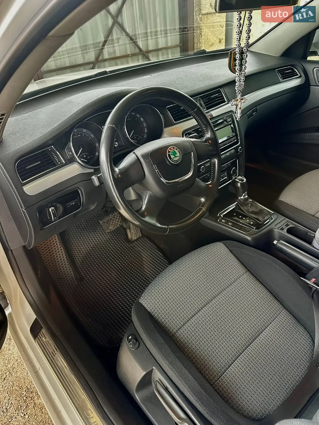 2013 Skoda Superb - мініатюра 23
