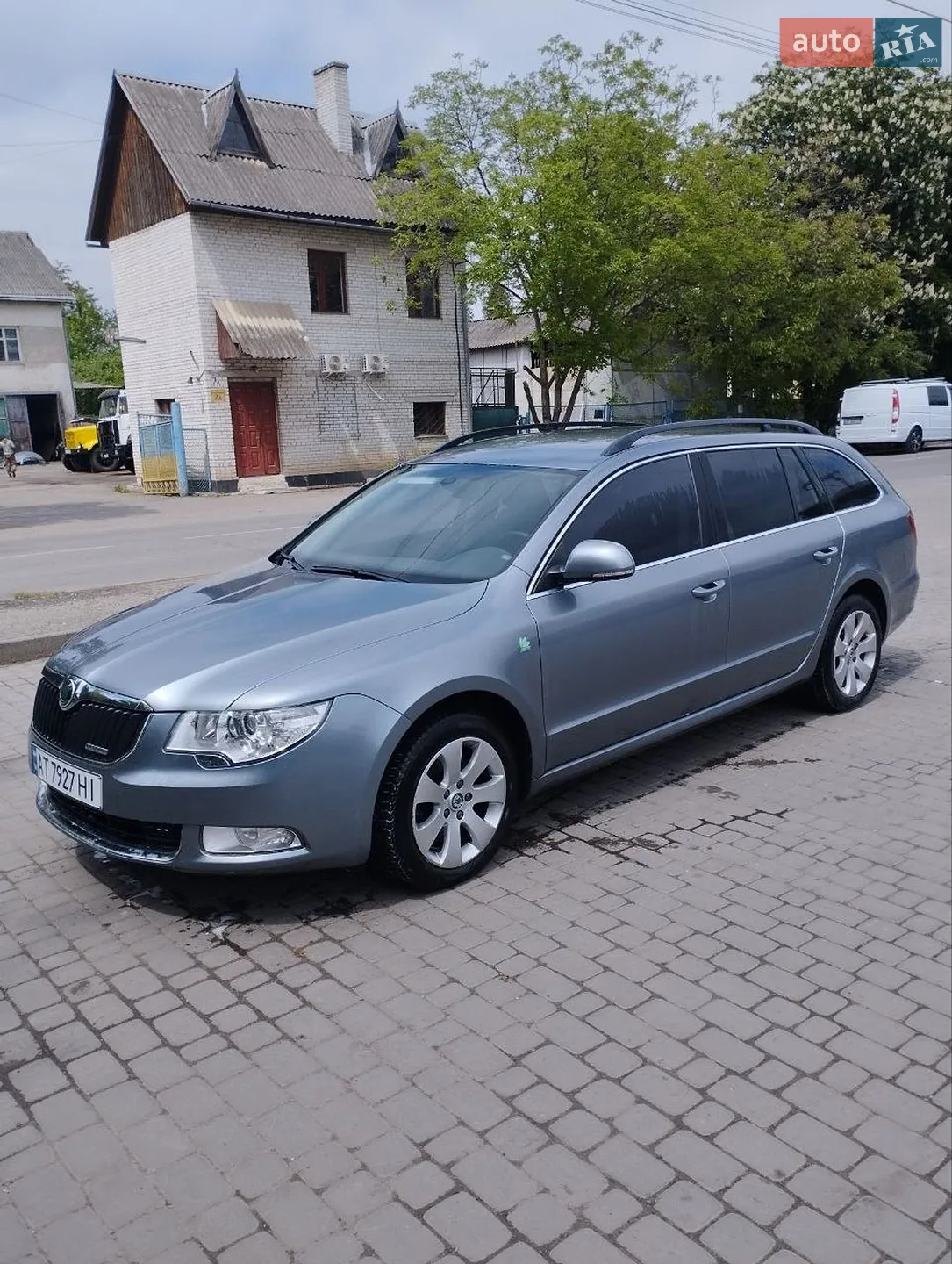 2011 Skoda Superb - фото 1
