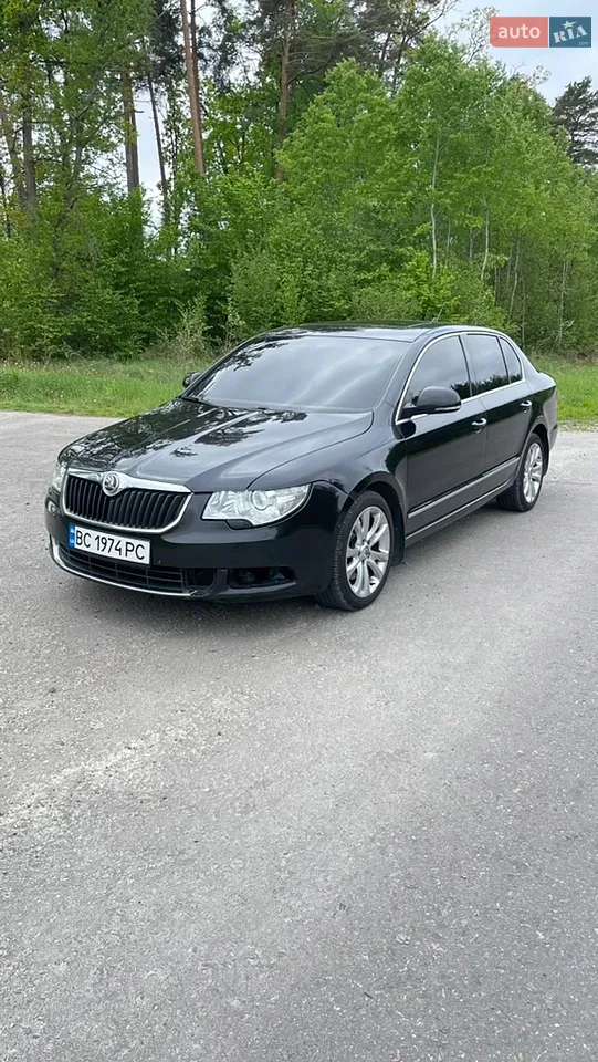 2010 Skoda Superb - мініатюра 18