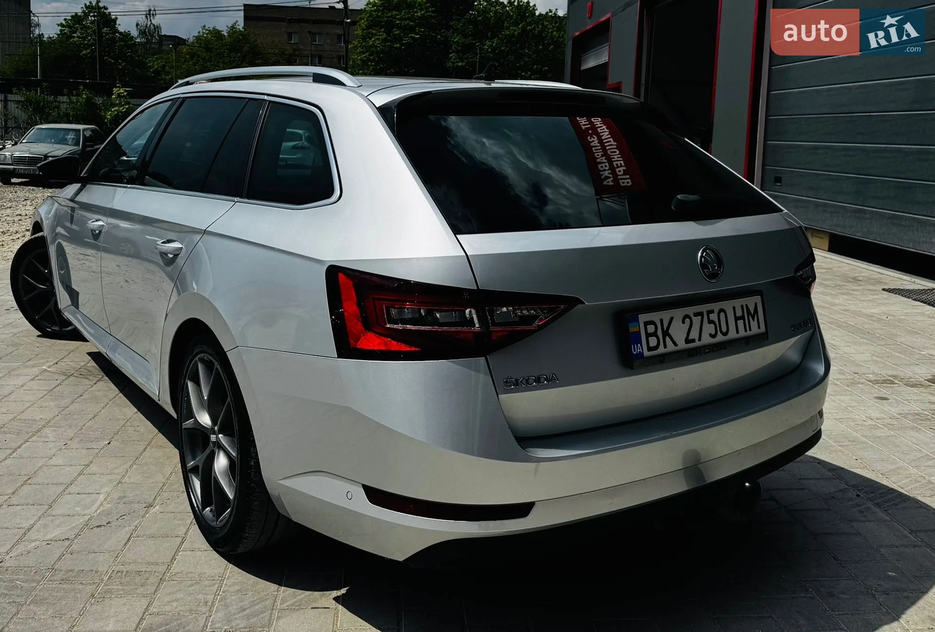 2016 Skoda Superb - мініатюра 9