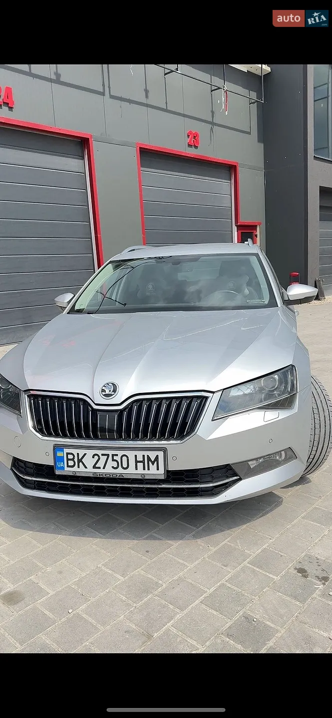 2016 Skoda Superb - мініатюра 15