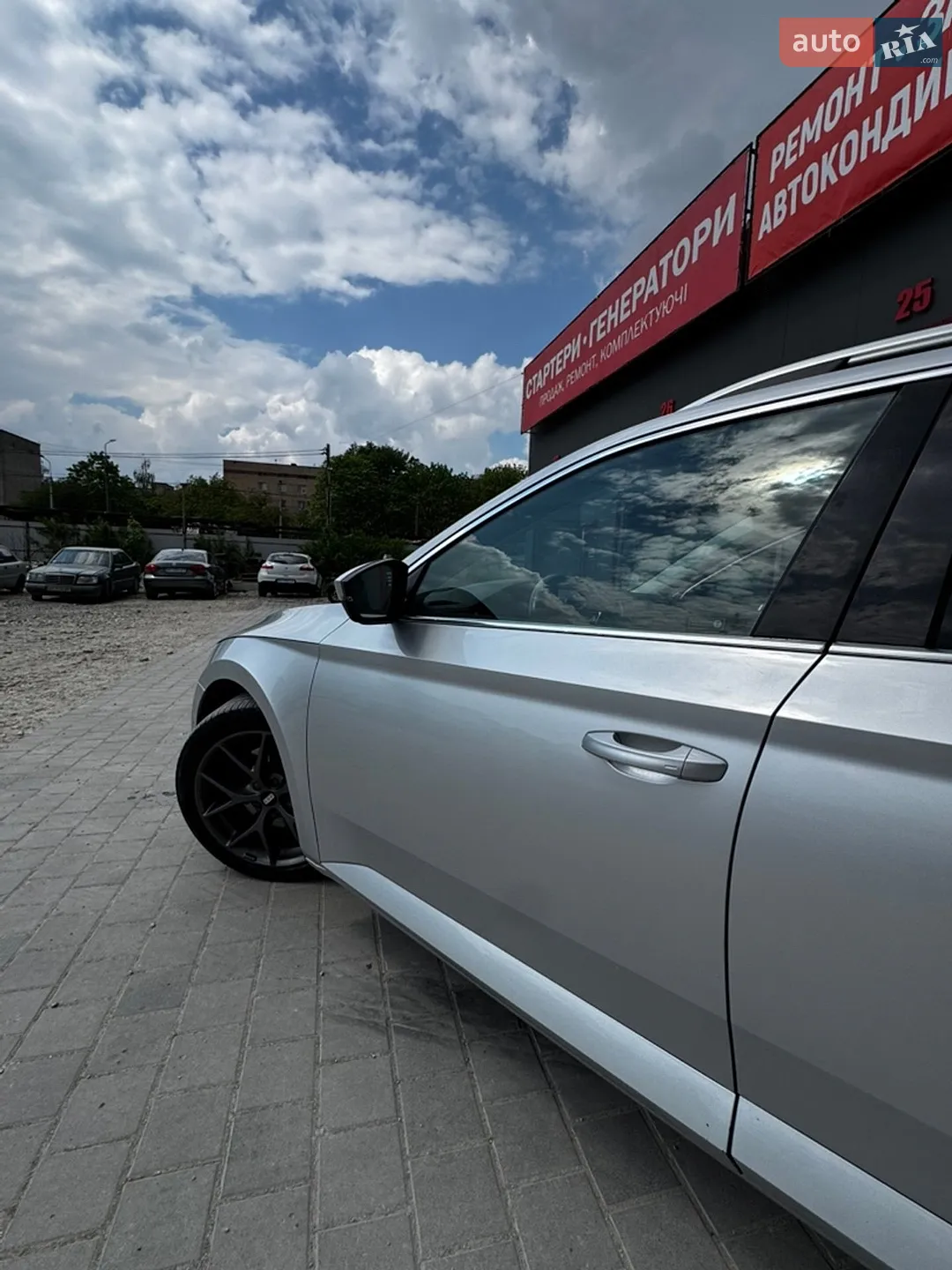 2016 Skoda Superb - мініатюра 32