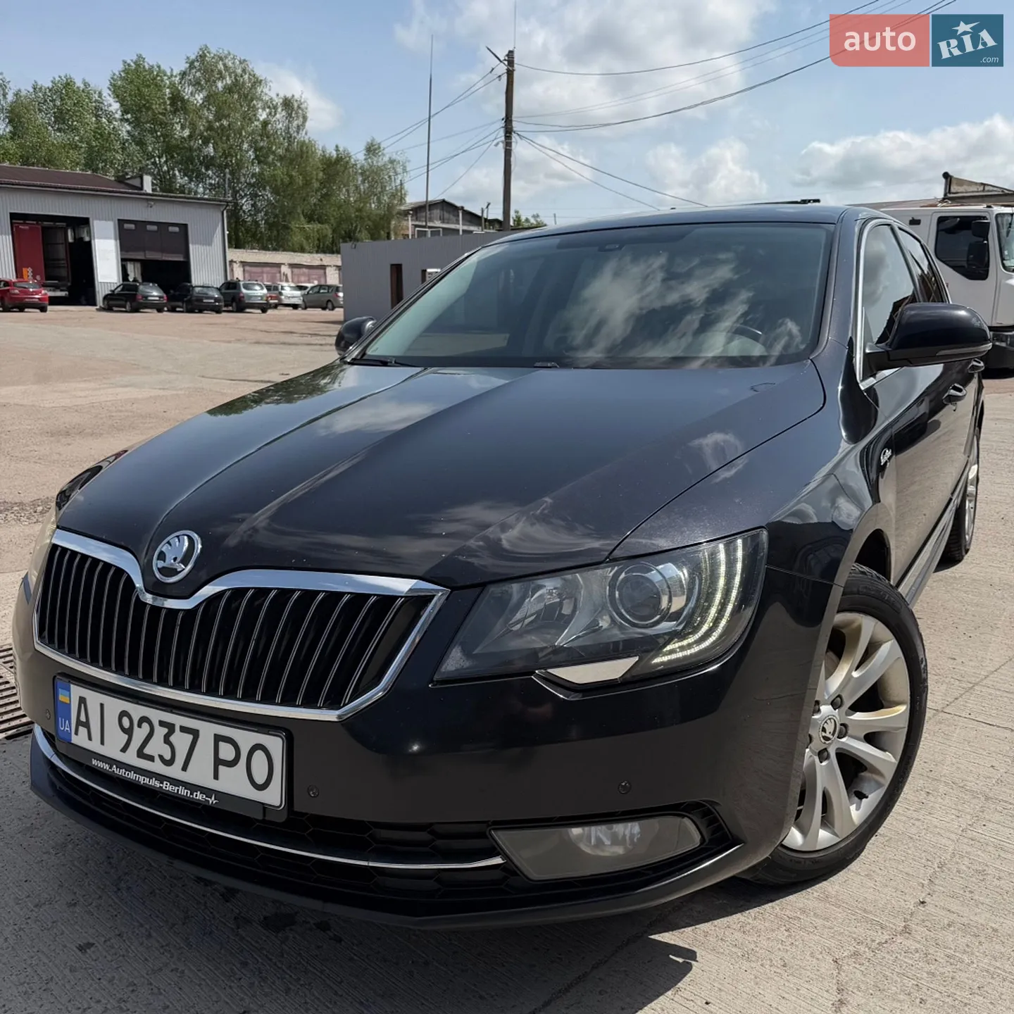 2015 Skoda Superb - мініатюра 2