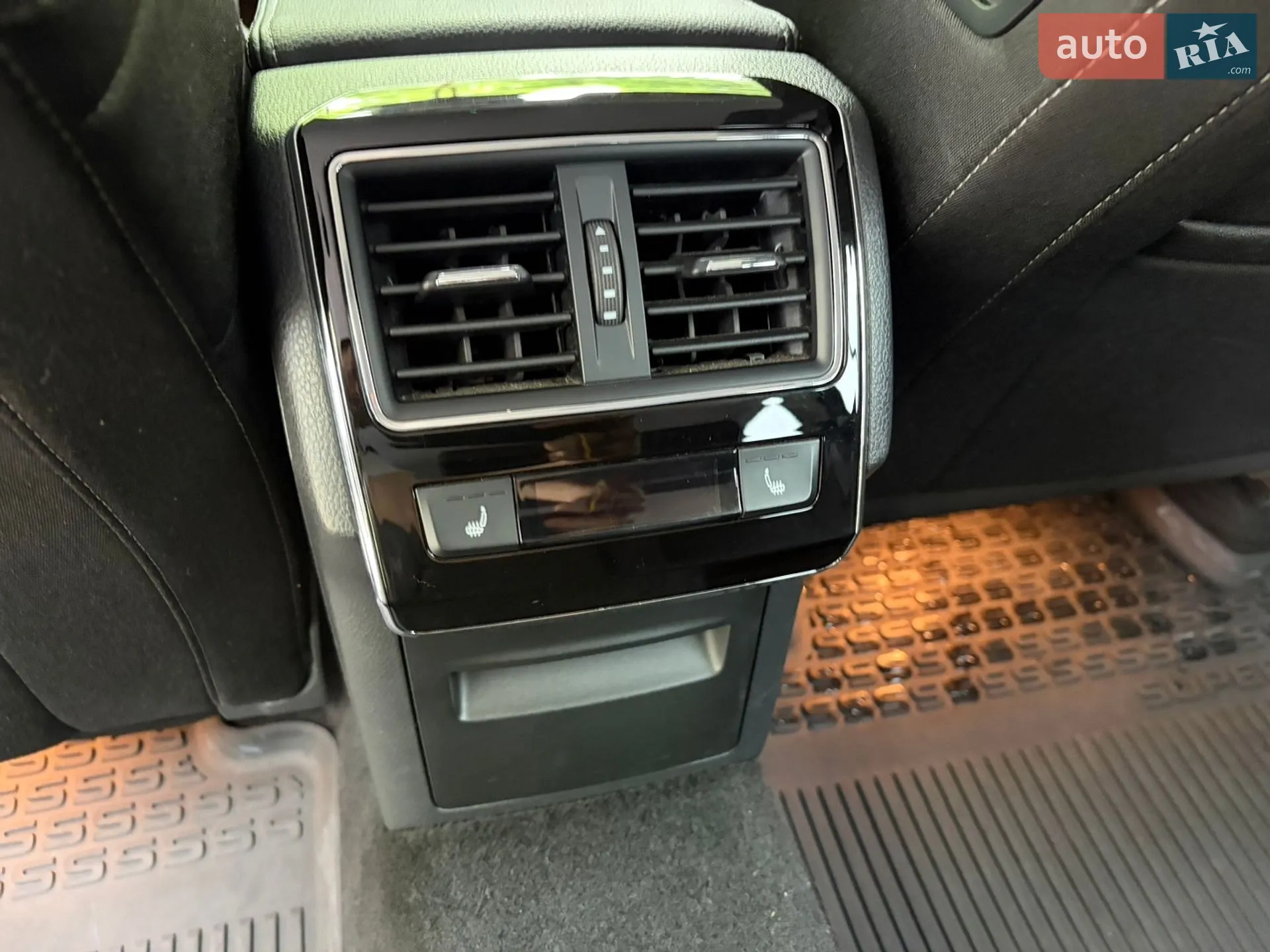 2019 Skoda Superb - мініатюра 14