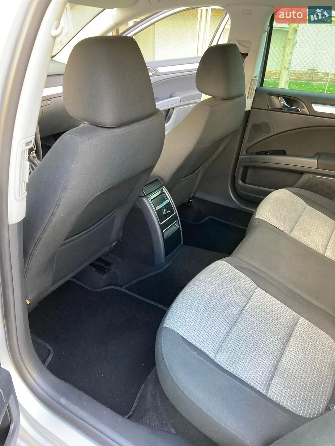 2013 Skoda Superb - мініатюра 12