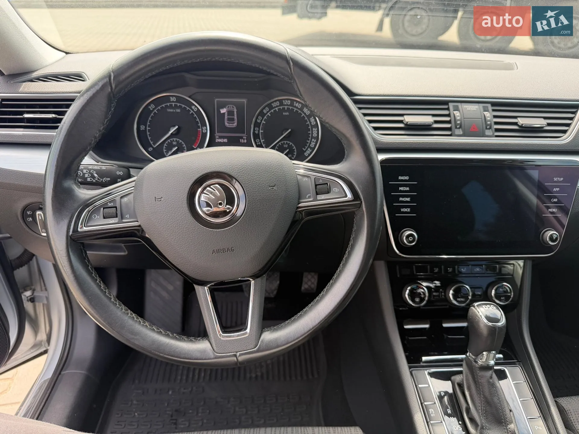 2018 Skoda Superb - мініатюра 25