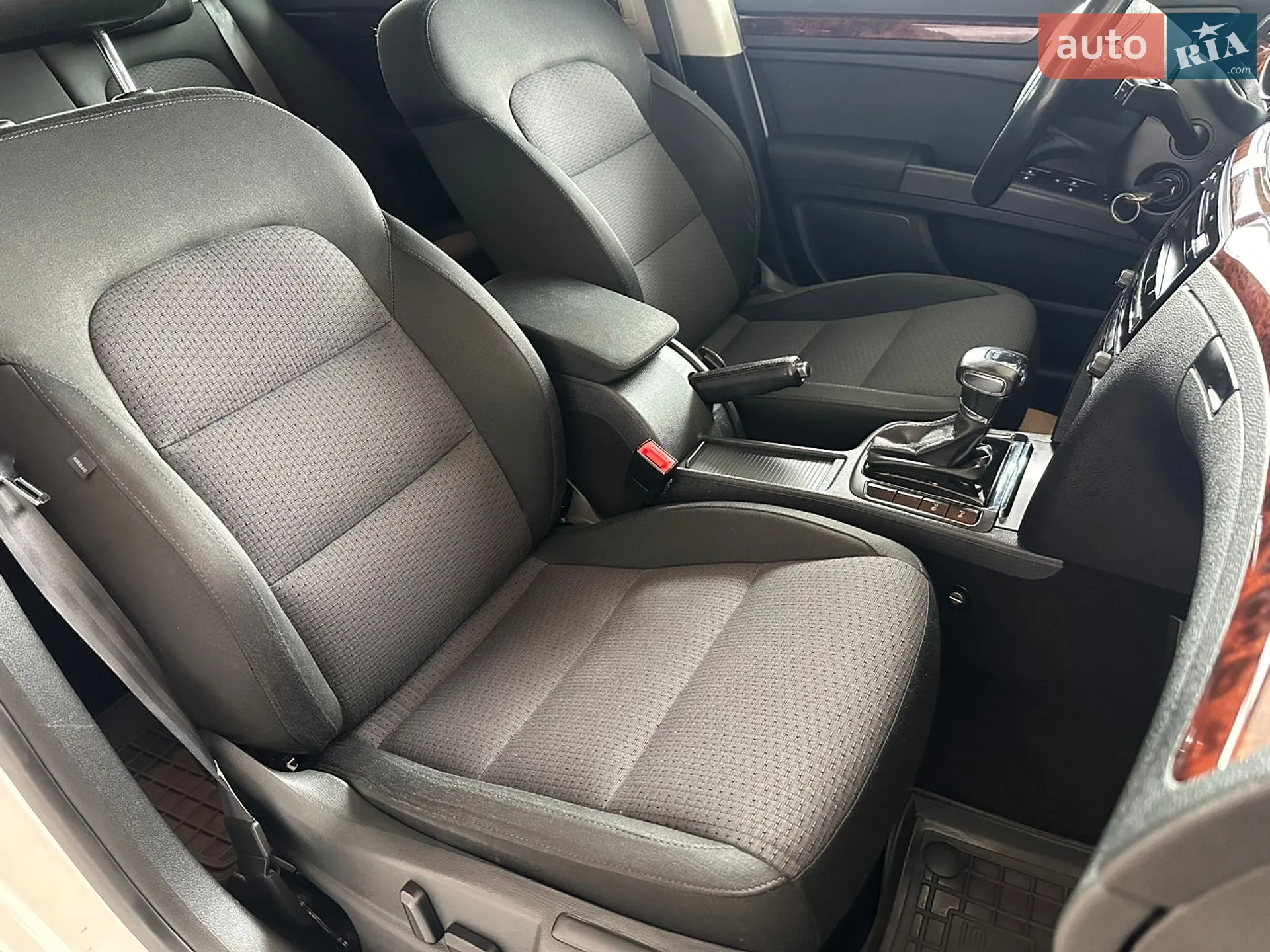 2010 Skoda Superb - мініатюра 20