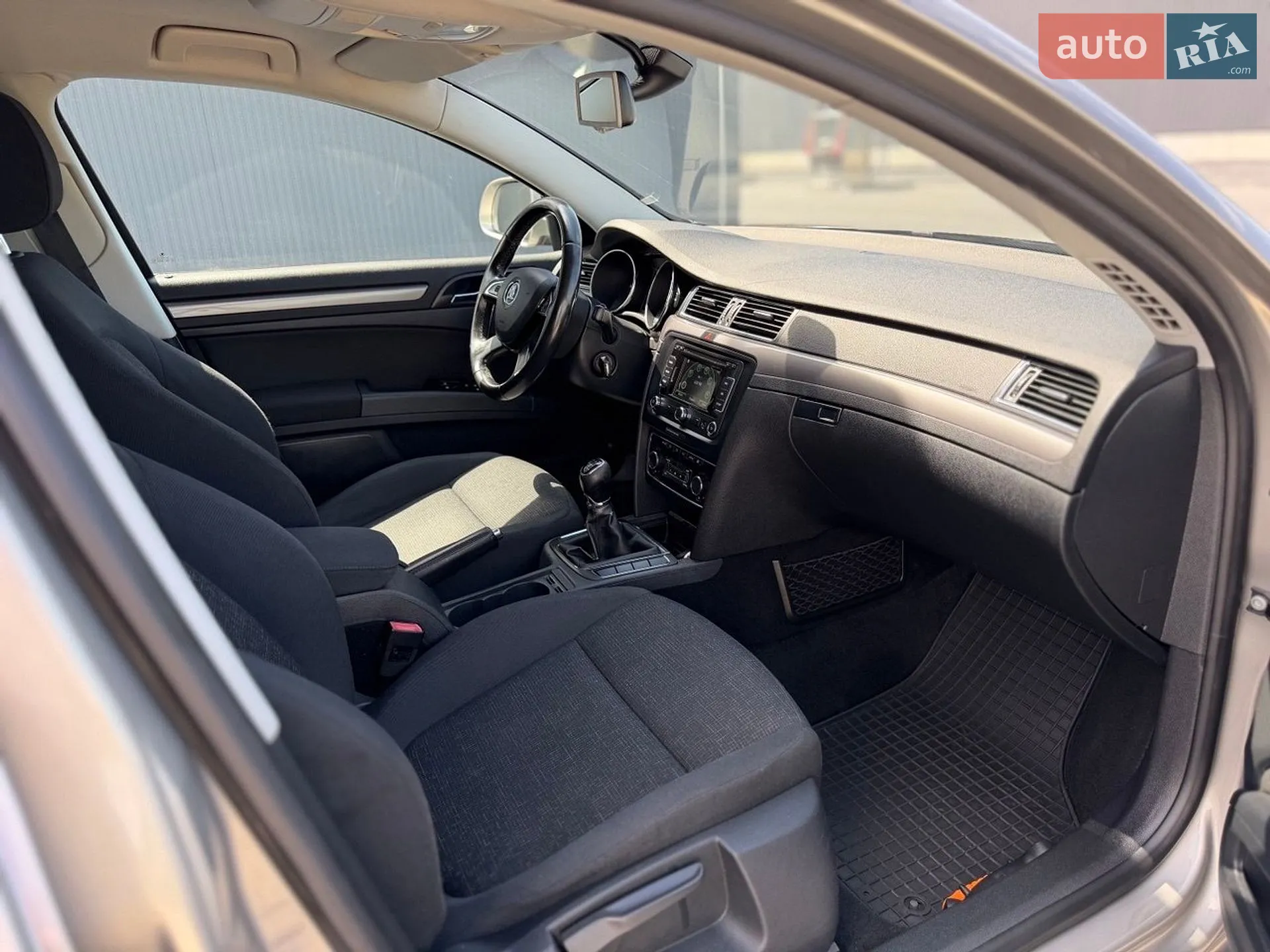 2013 Skoda Superb - мініатюра 5