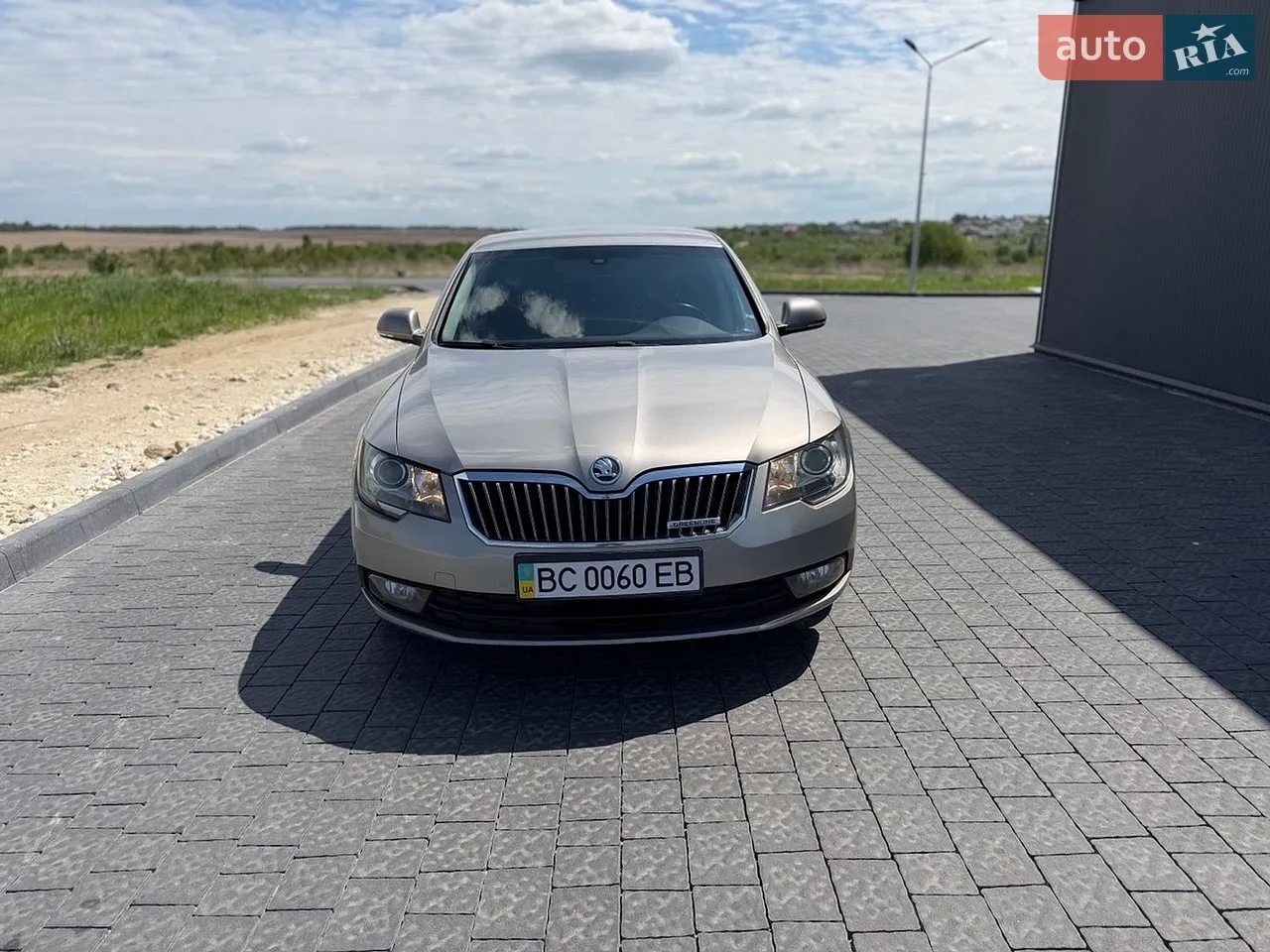2014 Skoda Superb - мініатюра 16