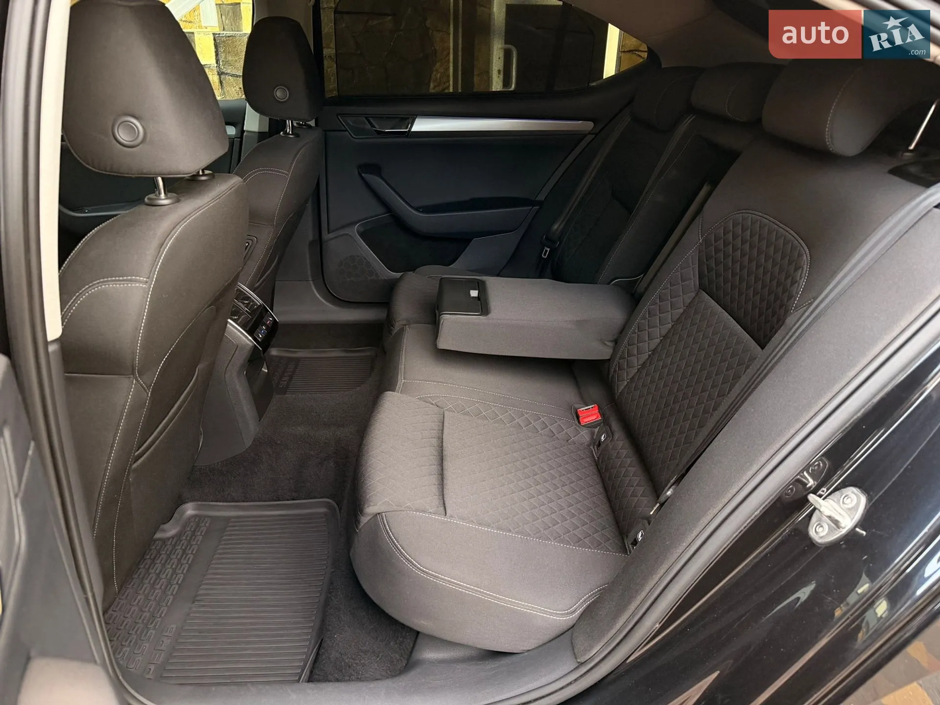 2016 Skoda Superb - мініатюра 24