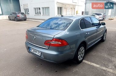 Лифтбек Skoda Superb 2009 в Львове