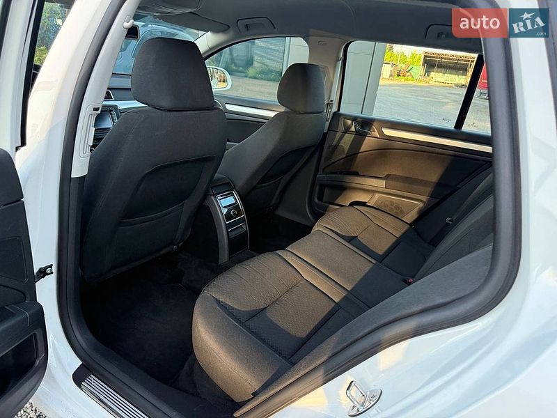 Универсал Skoda Superb 2015 в Днепре