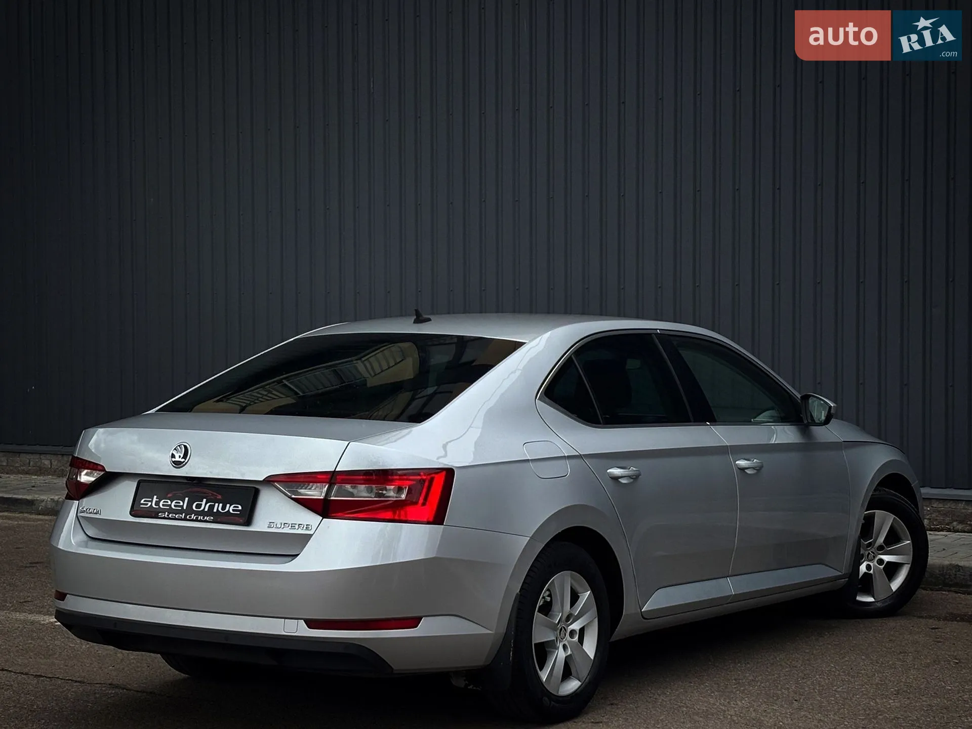 2016 Skoda Superb - мініатюра 7