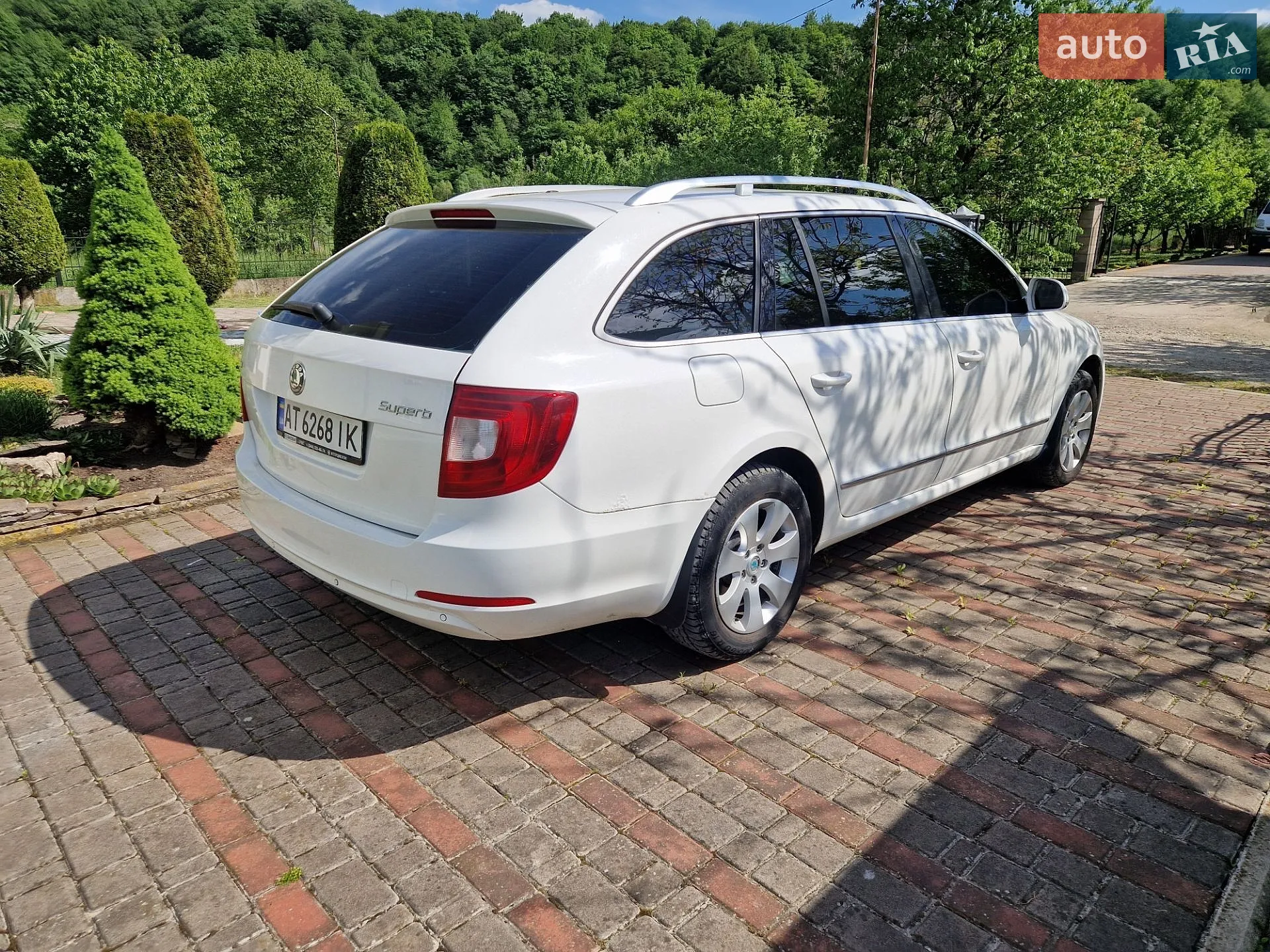 2011 Skoda Superb - мініатюра 4