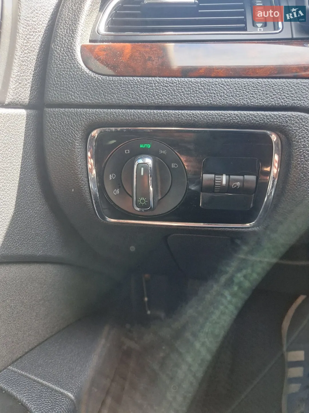 2011 Skoda Superb - мініатюра 14