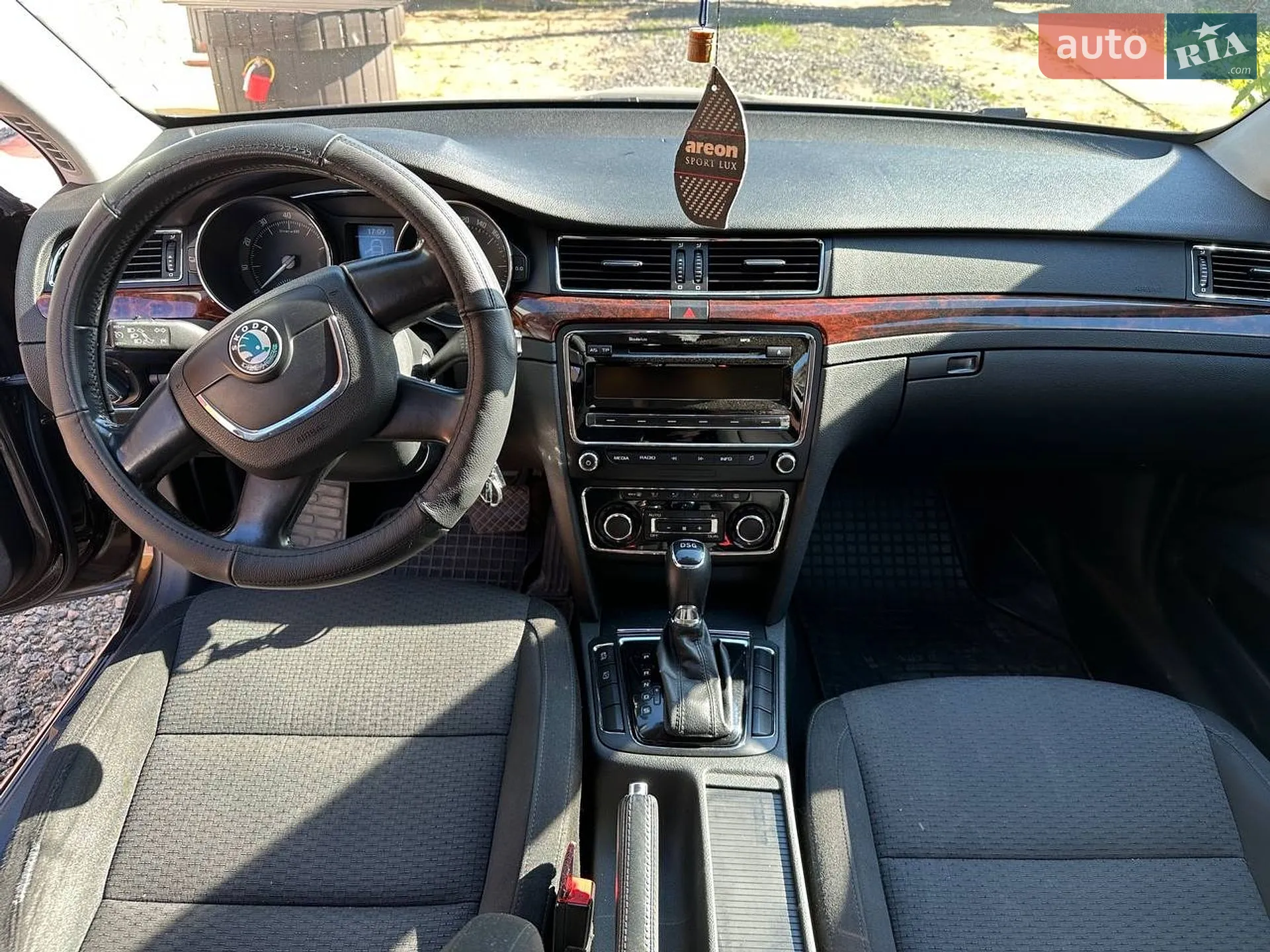 2013 Skoda Superb - мініатюра 17