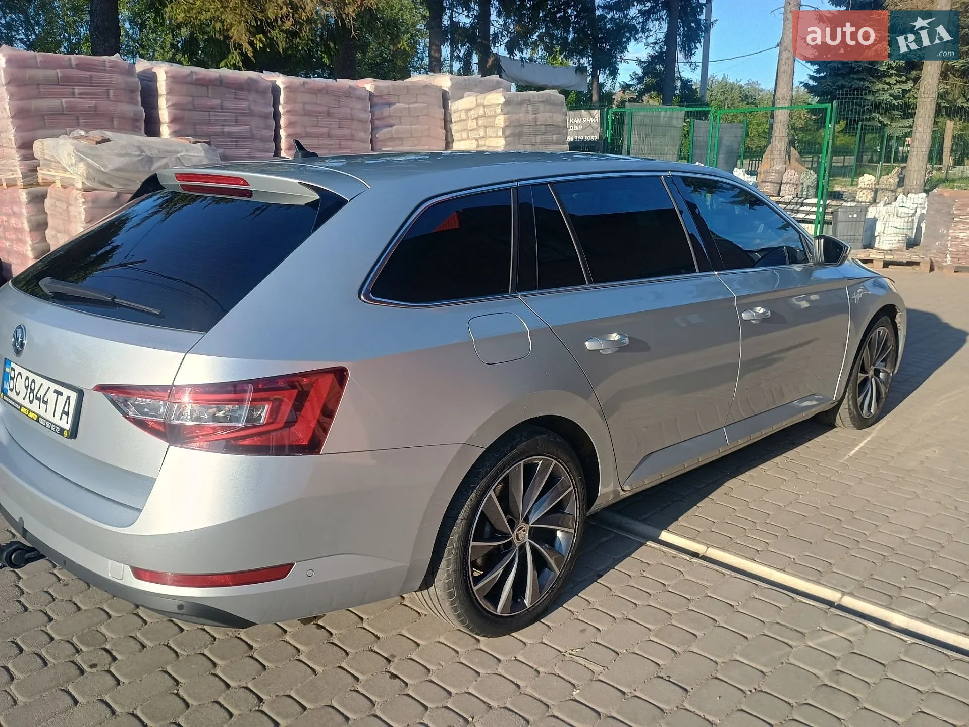 2019 Skoda Superb - мініатюра 16