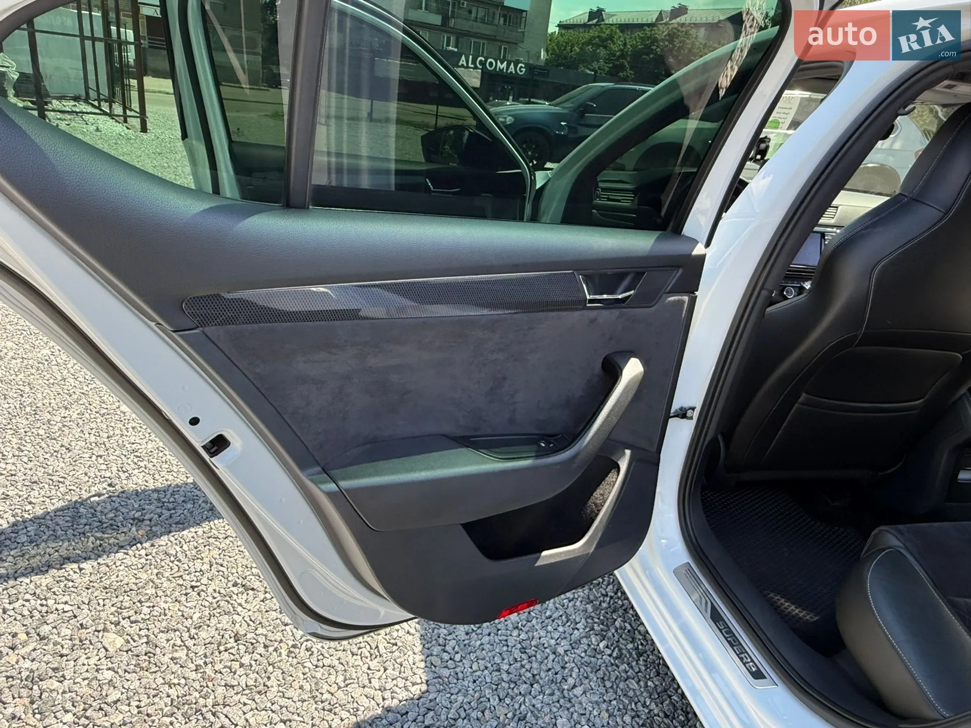 2016 Skoda Superb - мініатюра 42
