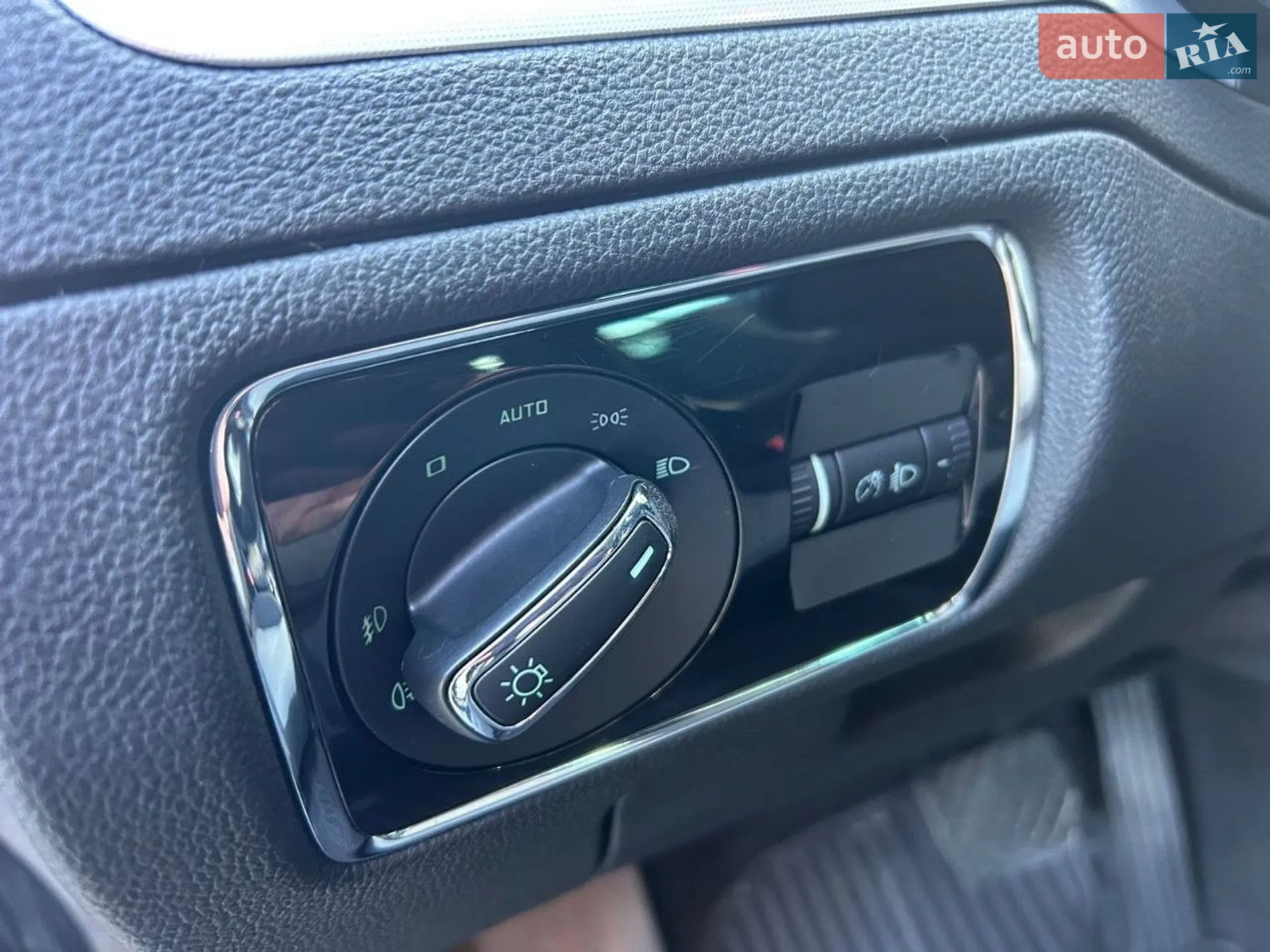 2013 Skoda Superb - мініатюра 19