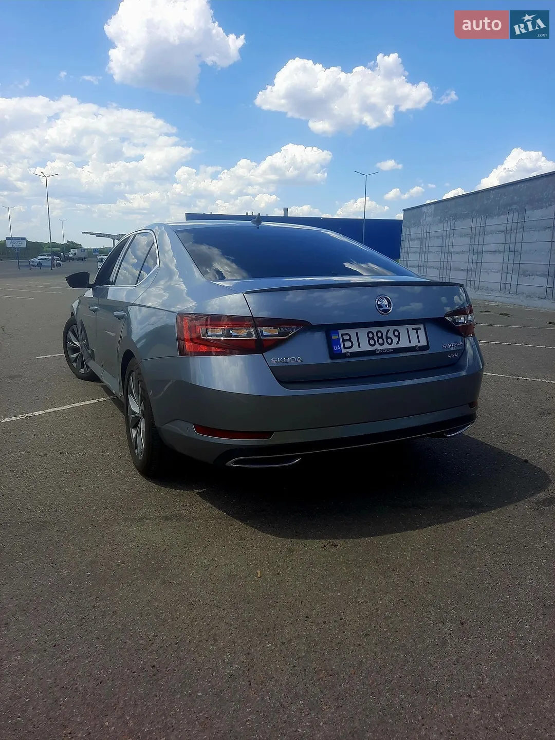 2017 Skoda Superb - мініатюра 10