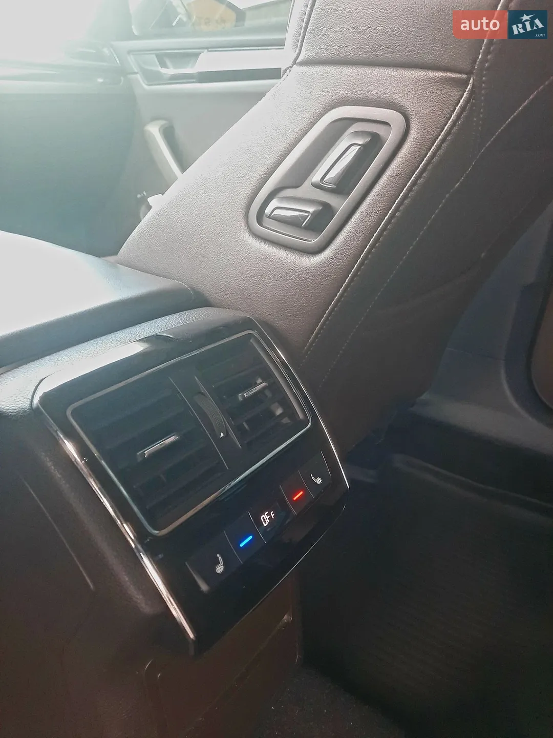 2017 Skoda Superb - мініатюра 38