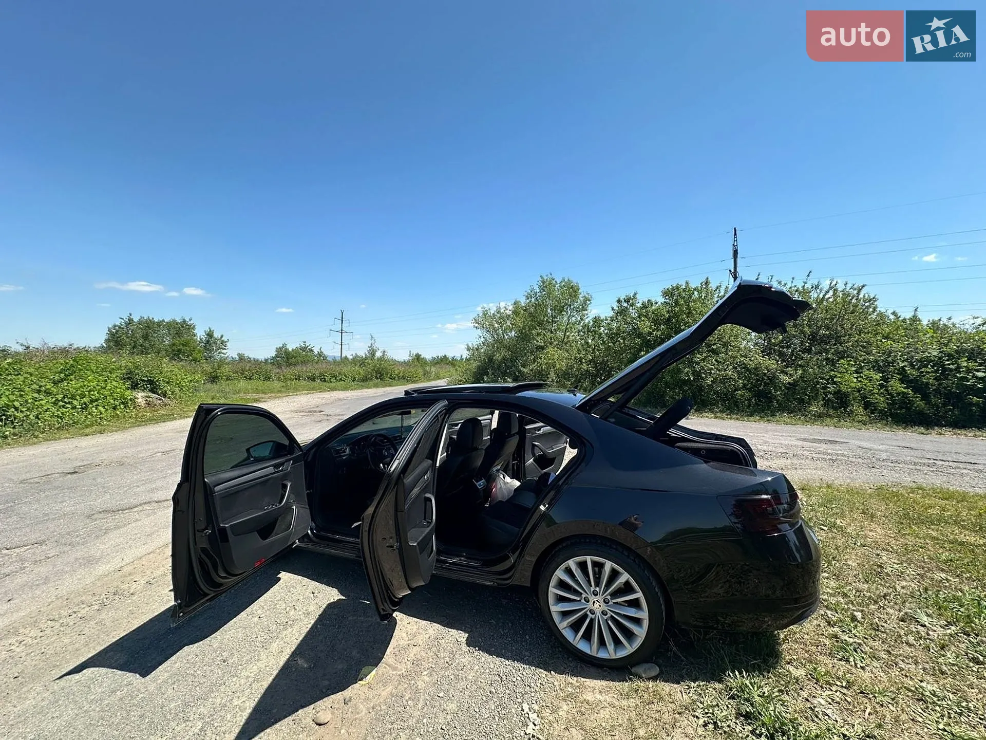 2017 Skoda Superb - мініатюра 28