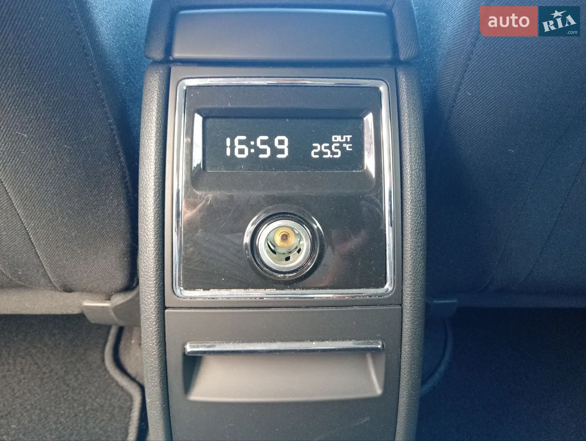 2015 Skoda Superb - мініатюра 25