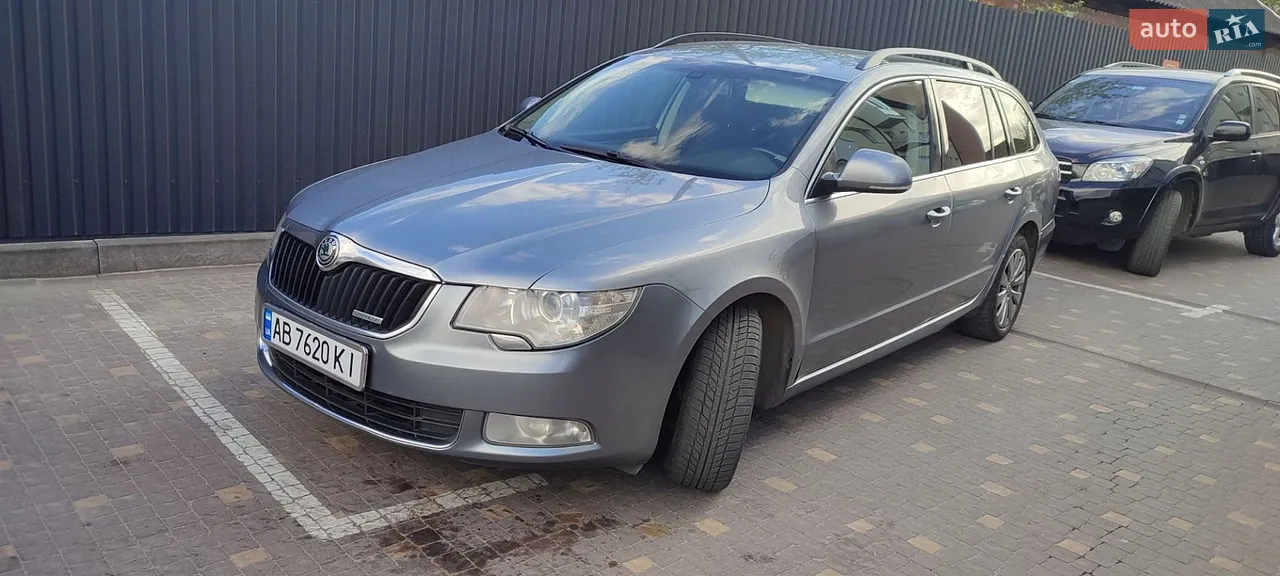 2011 Skoda Superb - мініатюра 9