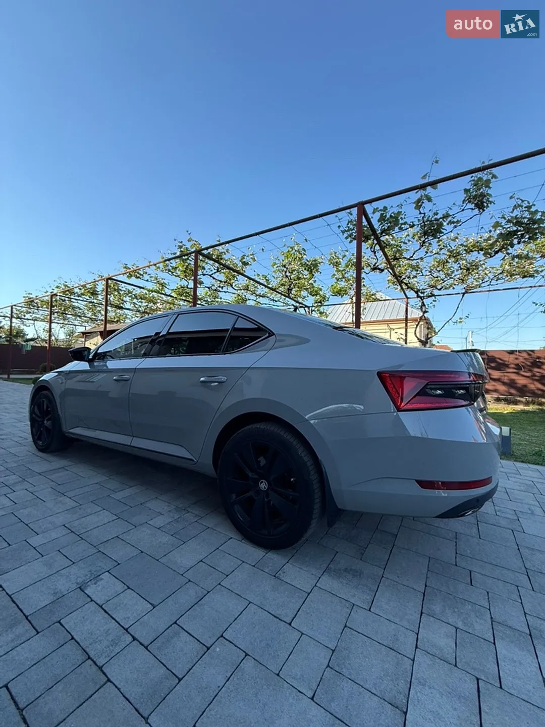 2020 Skoda Superb - мініатюра 9