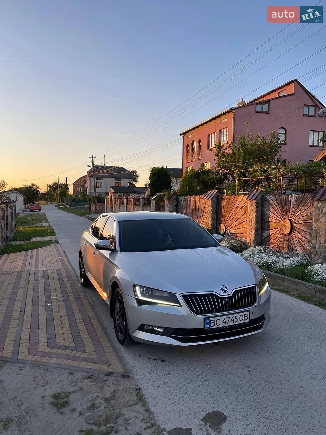 2016 Skoda Superb - мініатюра 8