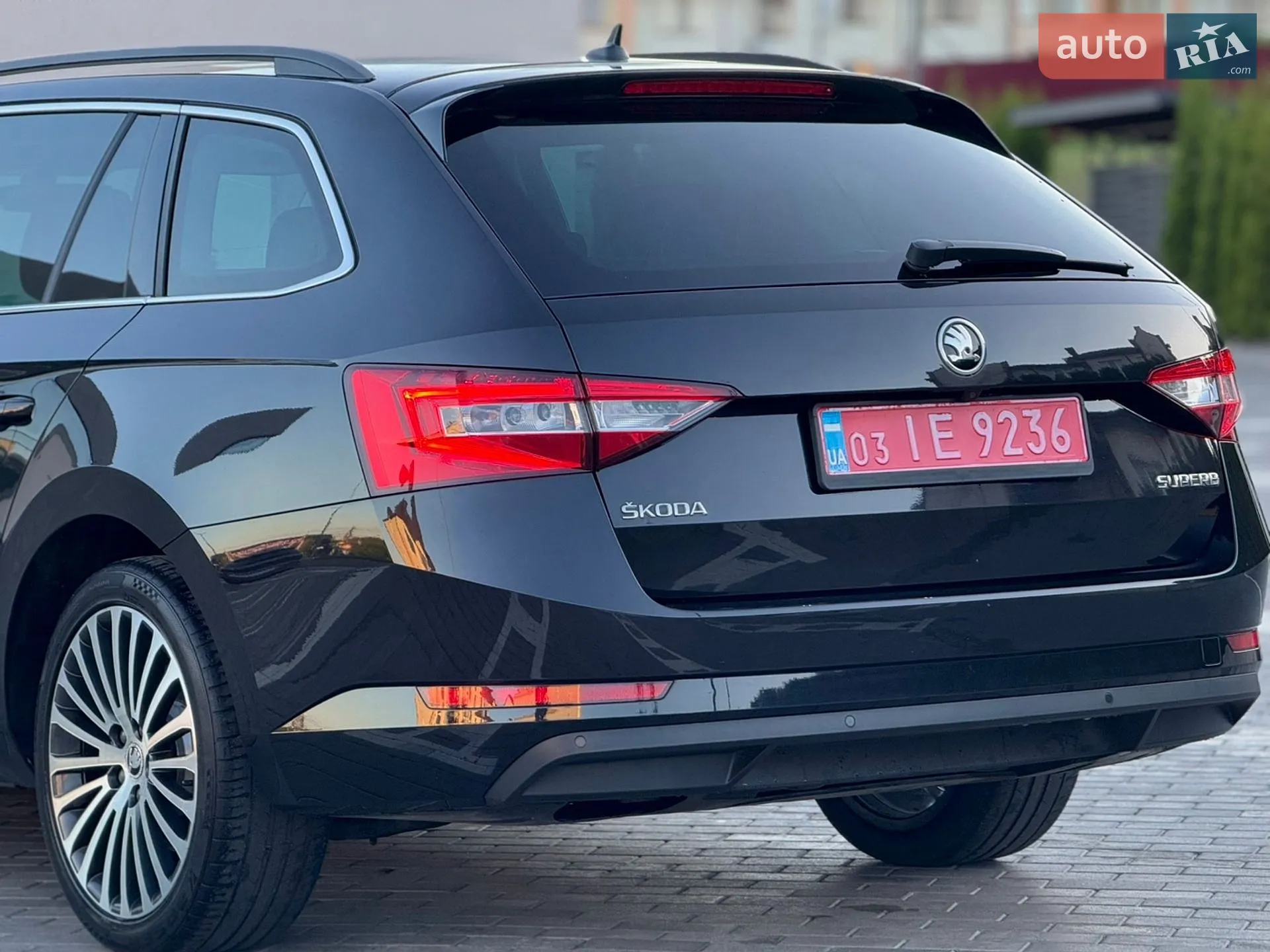 2016 Skoda Superb - мініатюра 10