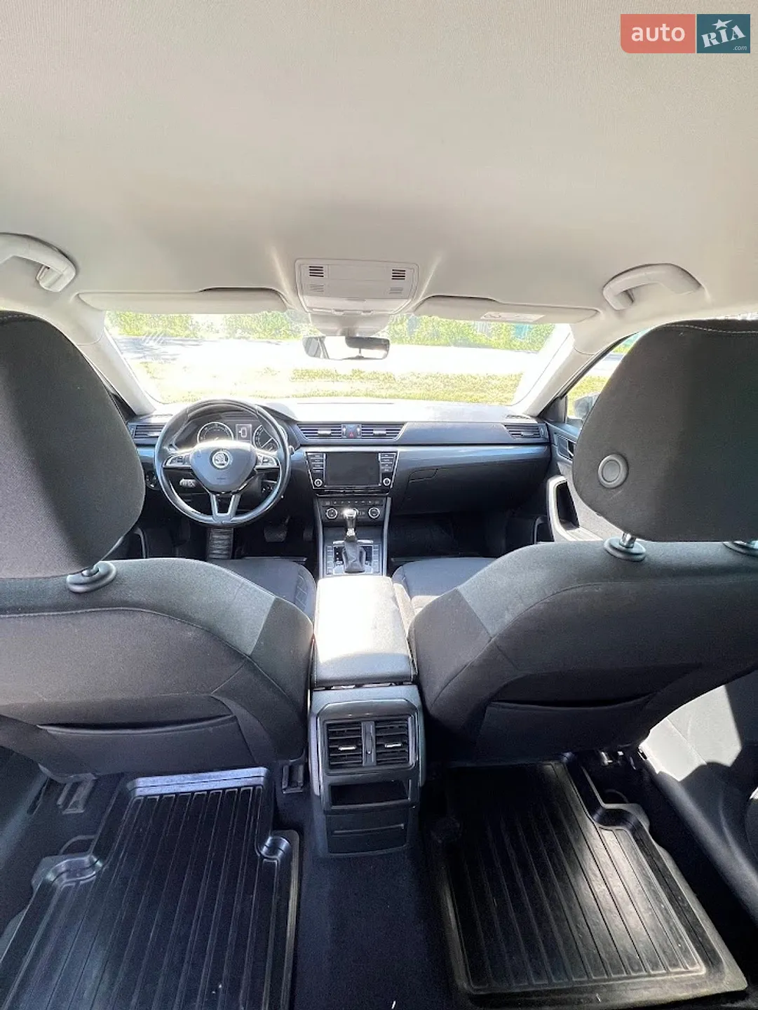 2016 Skoda Superb - мініатюра 27