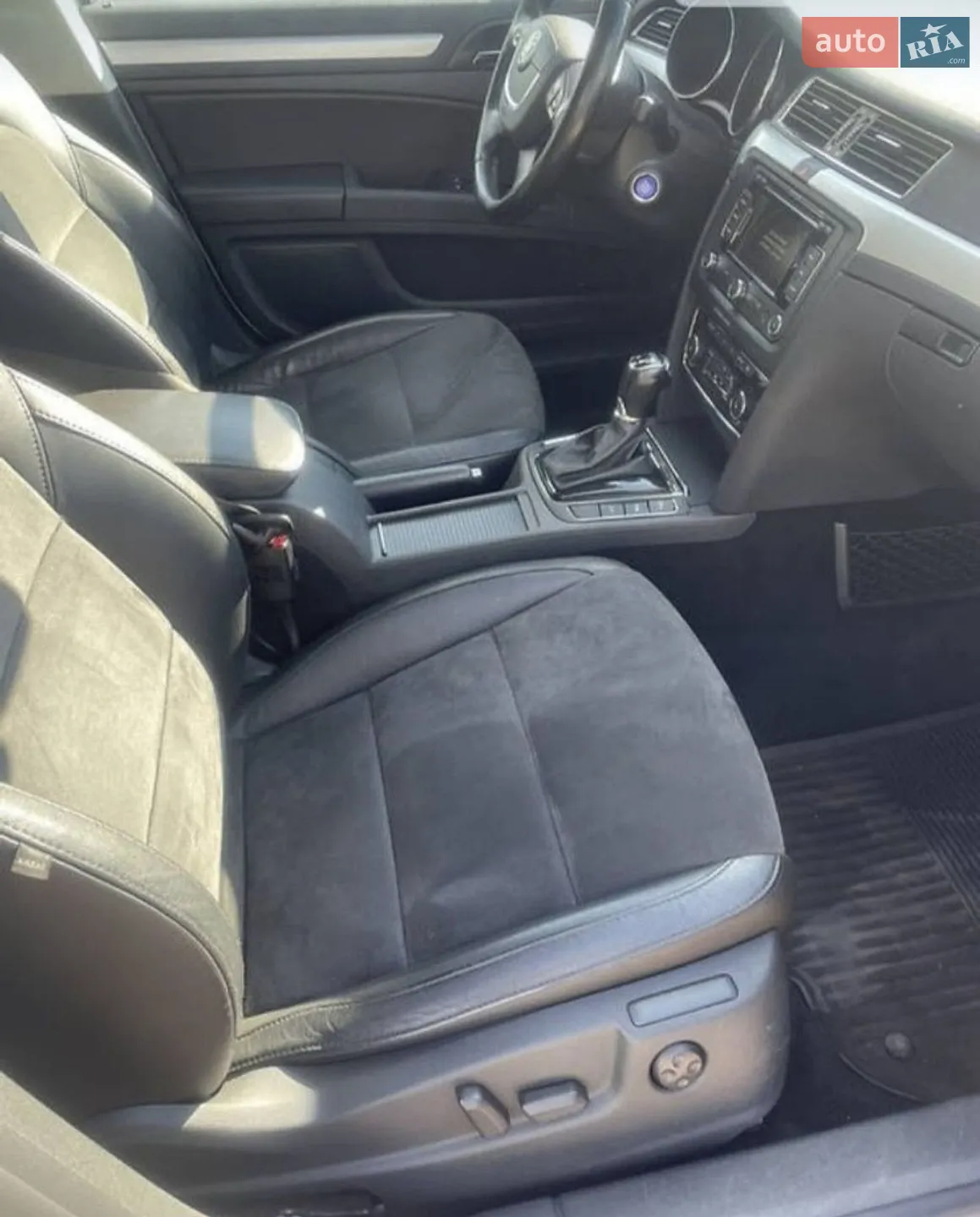 2013 Skoda Superb - мініатюра 4