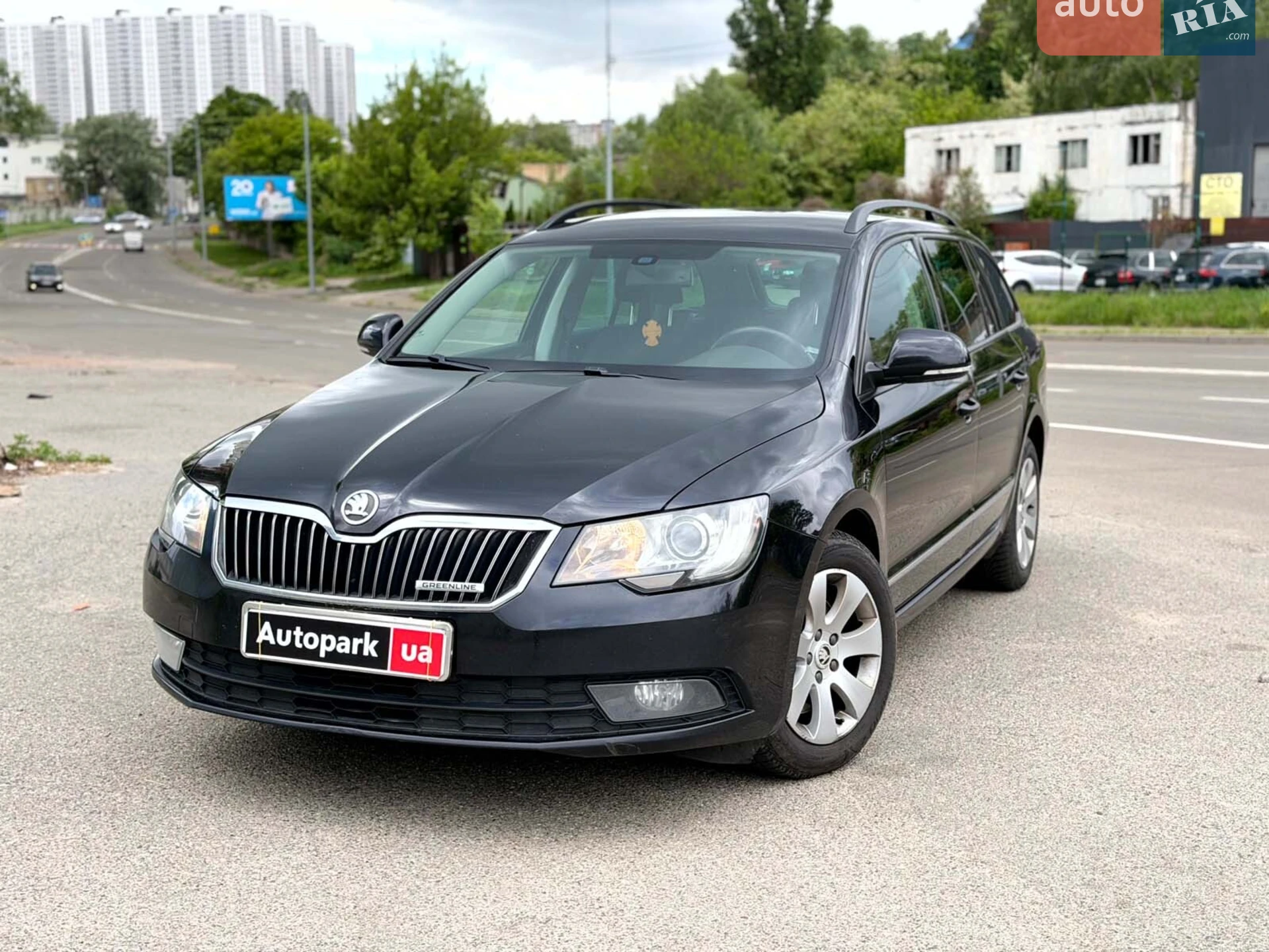2013 Skoda Superb - мініатюра 2
